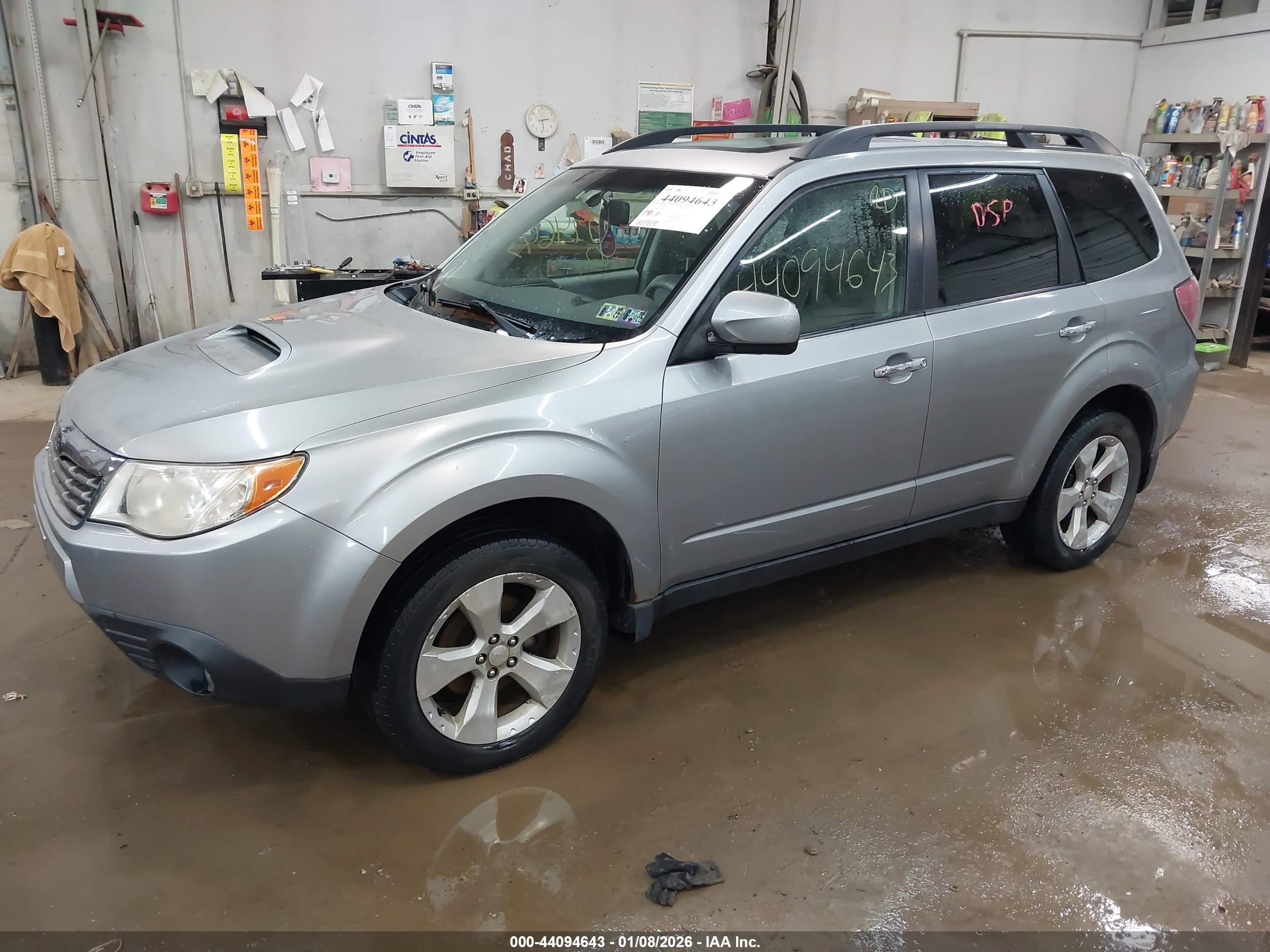 2010 Subaru Forester 2.5xt Limited Silver vin: JF2SH6FC0AH715306