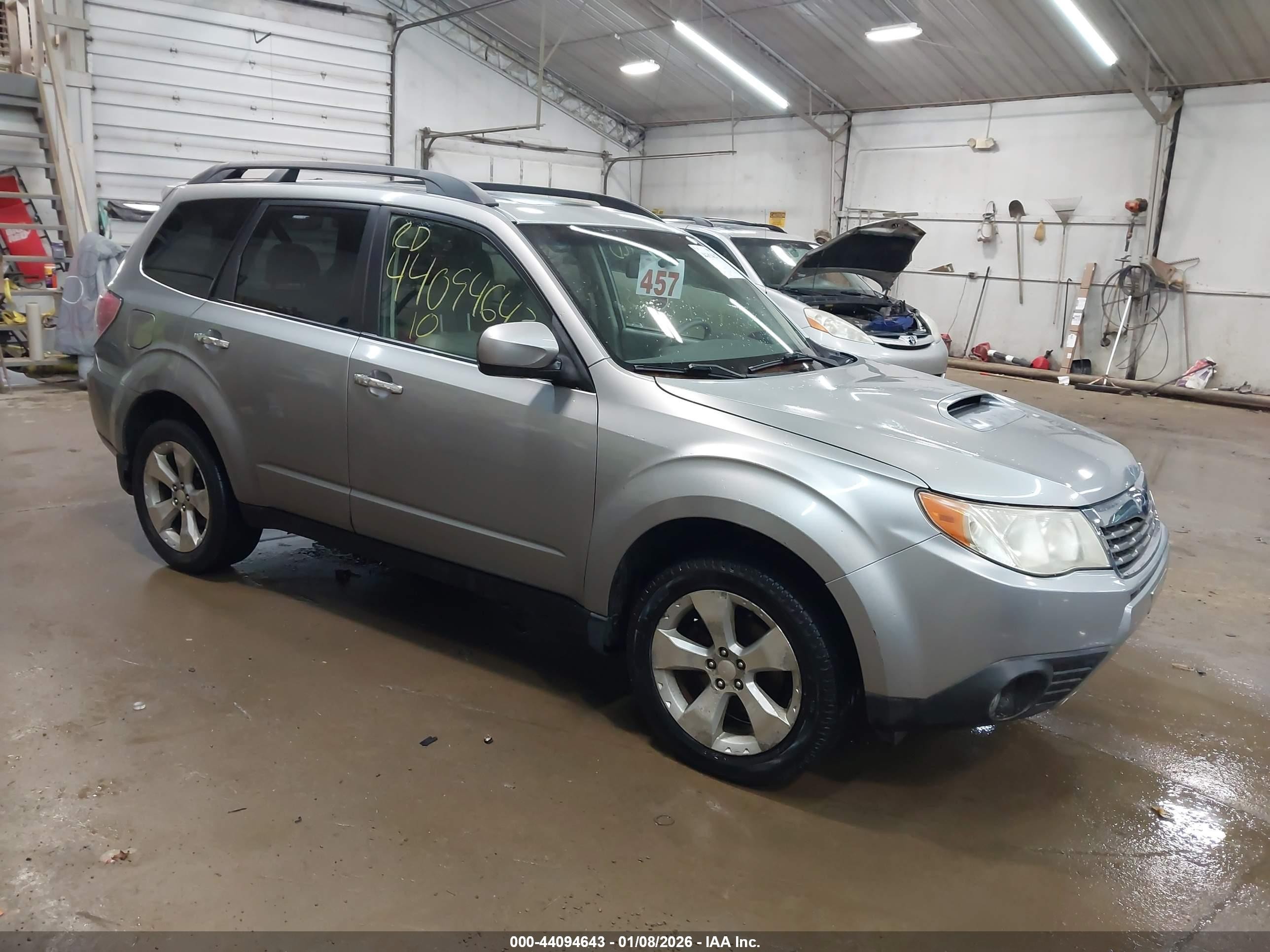 2010 Subaru Forester 2.5xt Limited Silver vin: JF2SH6FC0AH715306