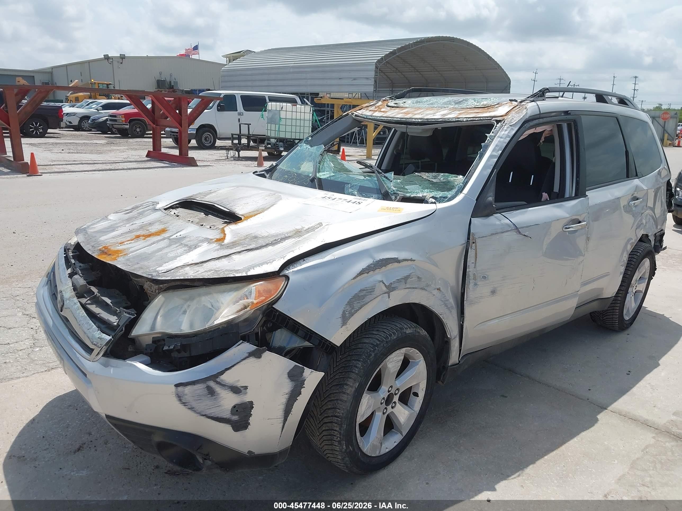2010 Subaru Forester 2.5xt Limited Серебряный vin: JF2SH6FC0AH735085