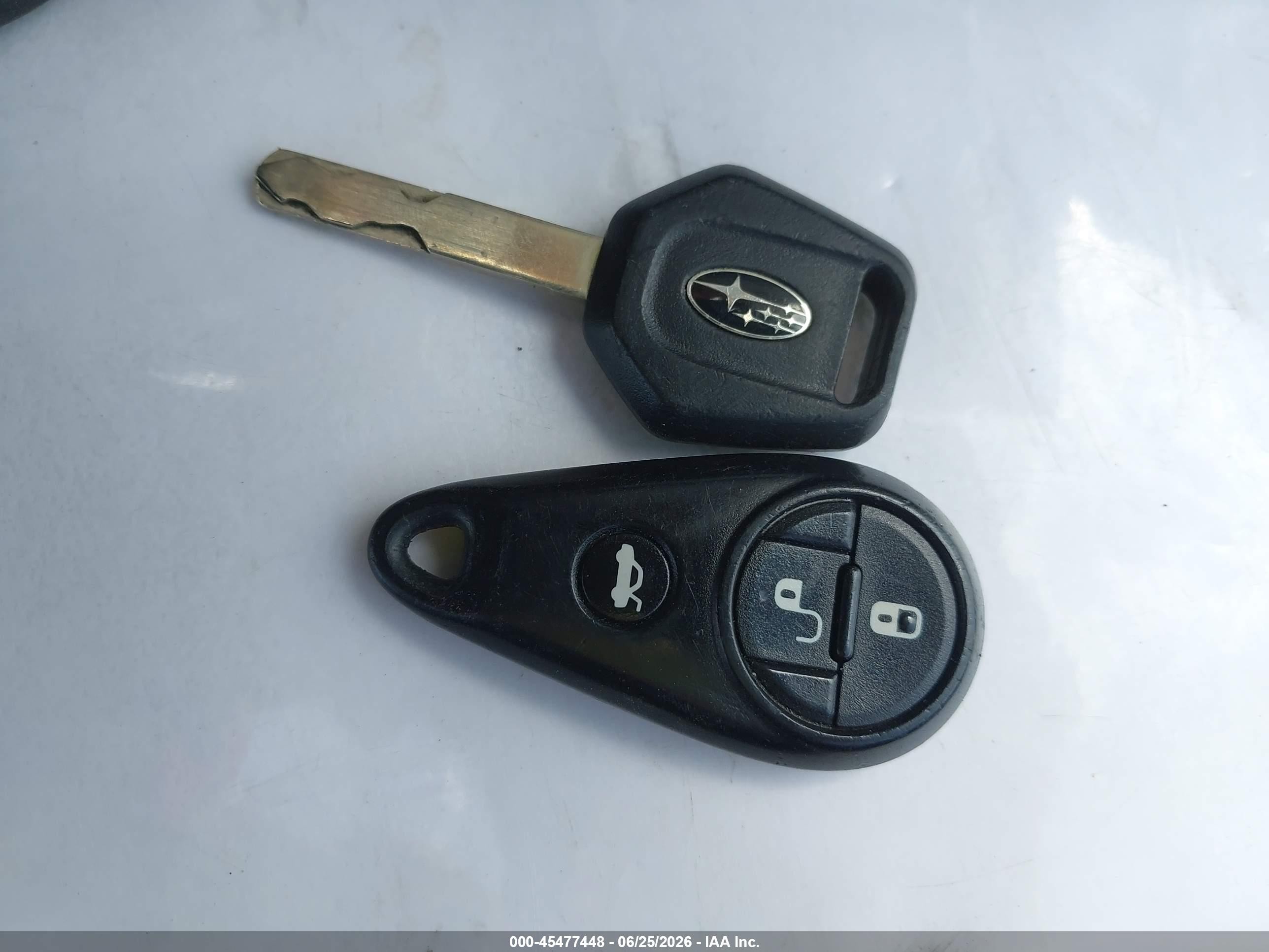 2010 Subaru Forester 2.5xt Limited Серебряный vin: JF2SH6FC0AH735085