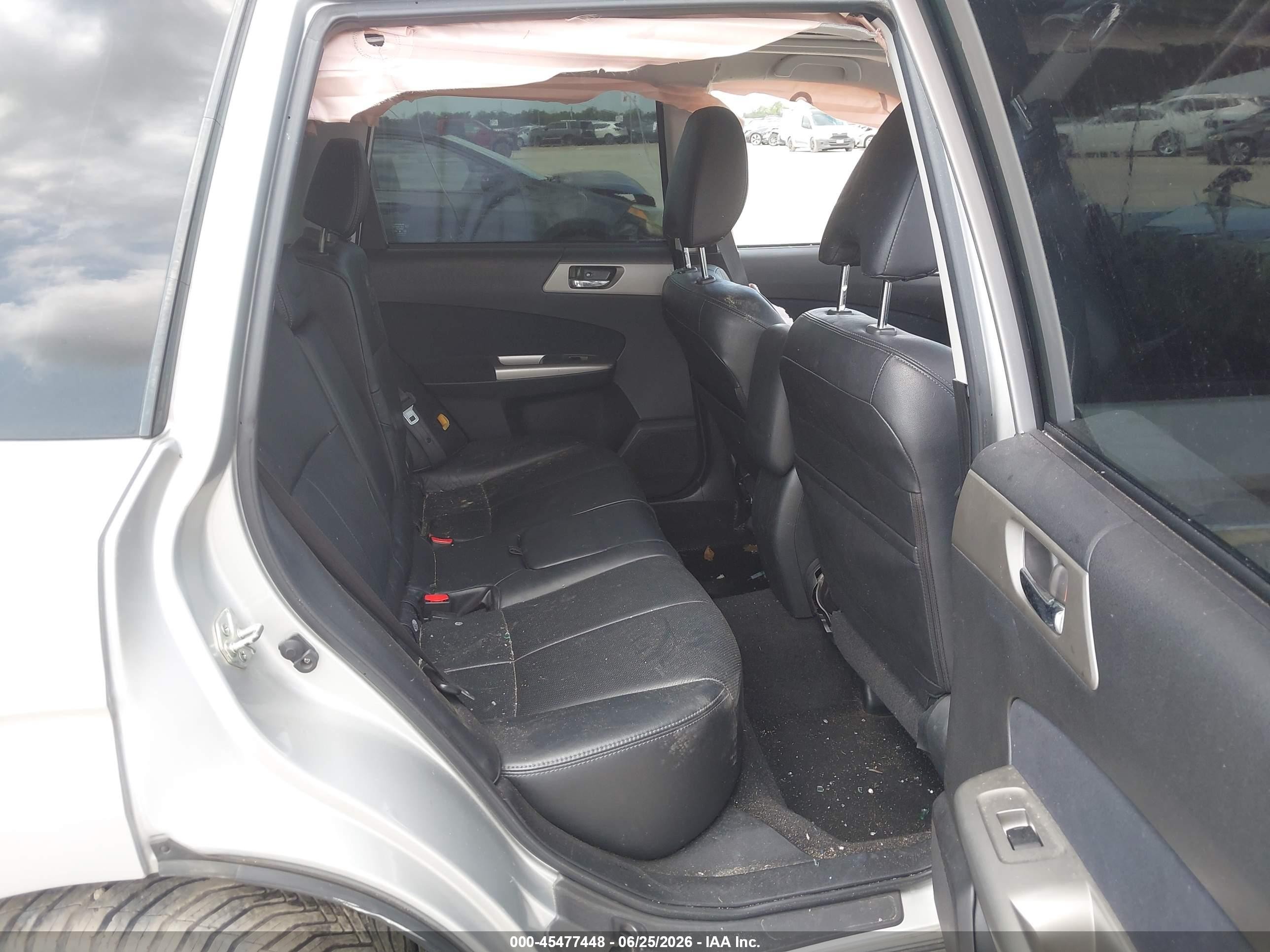2010 Subaru Forester 2.5xt Limited Серебряный vin: JF2SH6FC0AH735085