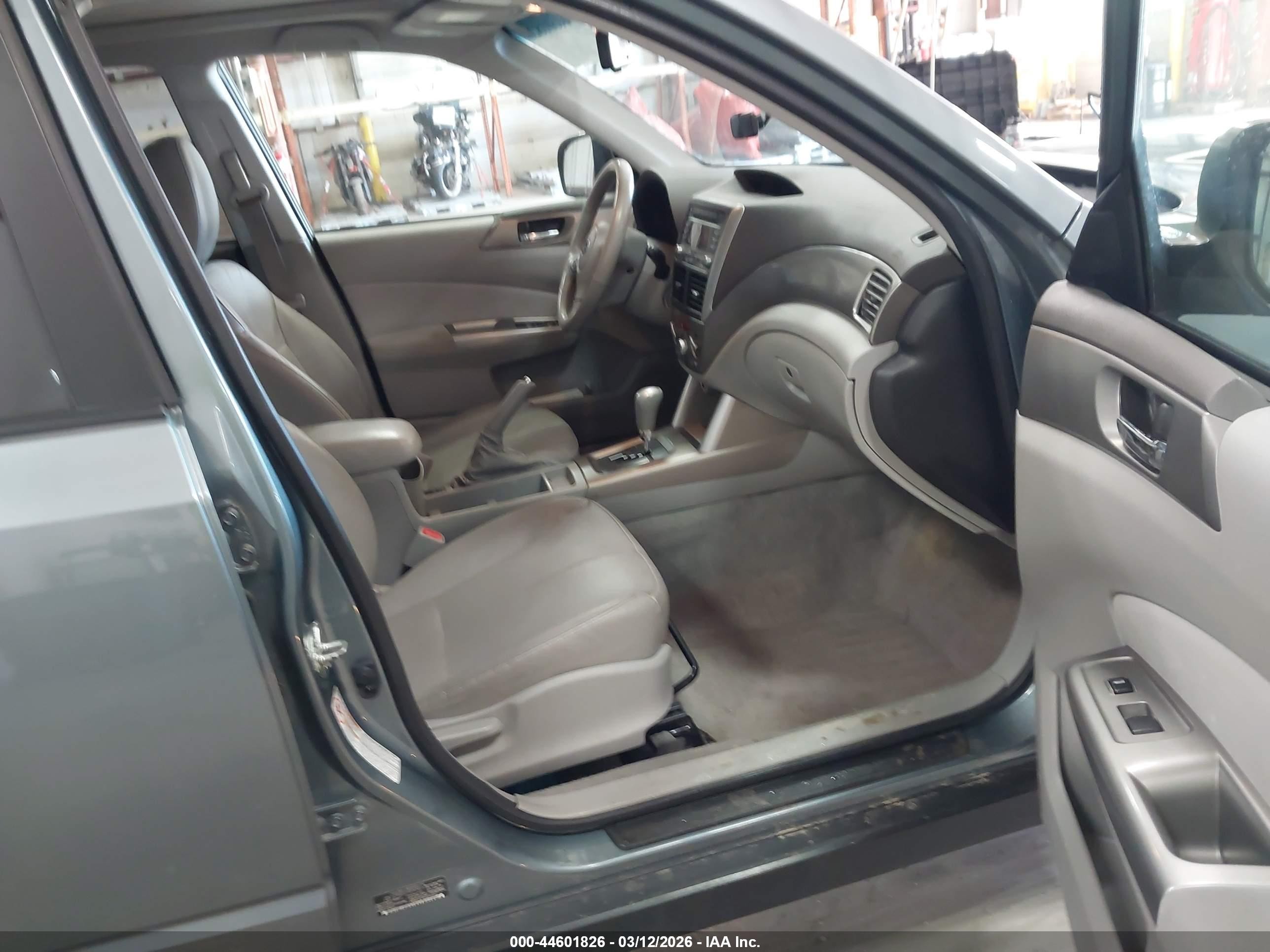 2010 Subaru Forester 2.5xt Limited Teal vin: JF2SH6FC2AH762403