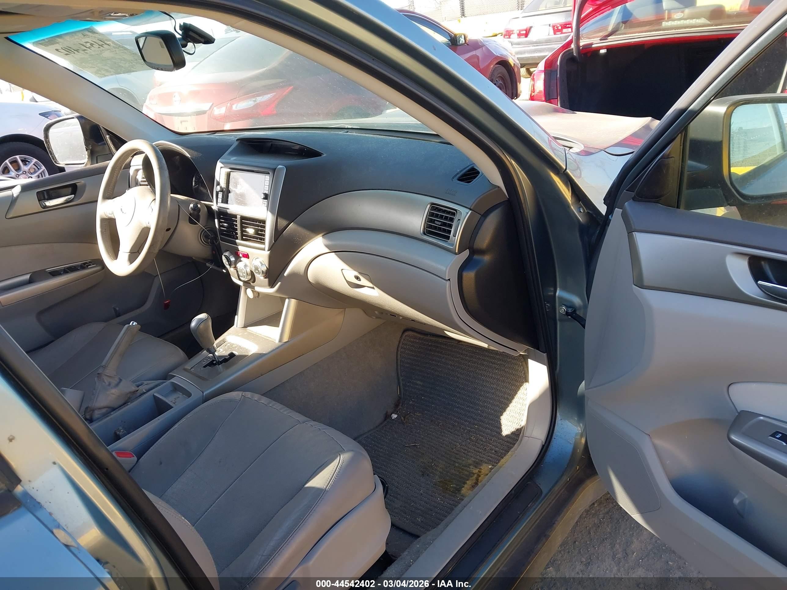 2010 Subaru Forester 2.5xt Limited Blue vin: JF2SH6FC4AH802223