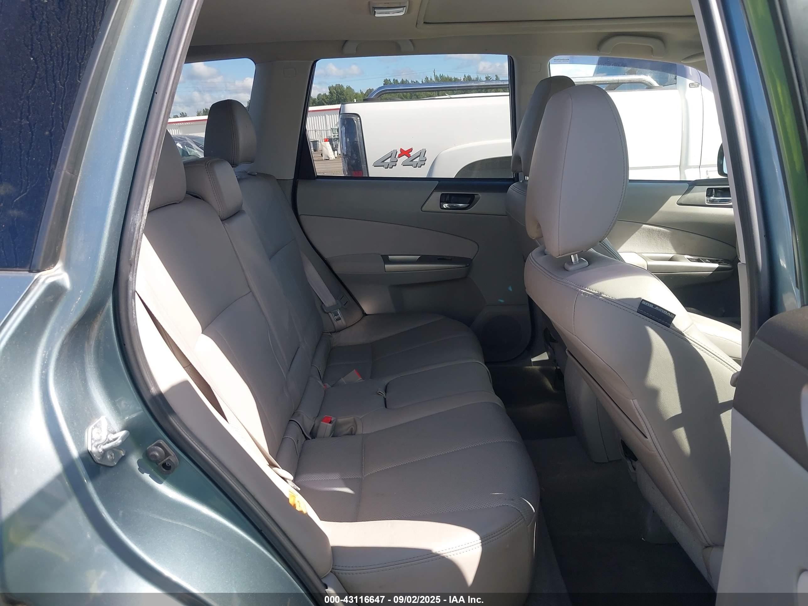 2010 Subaru Forester 2.5xt Limited Teal vin: JF2SH6FC6AH705654