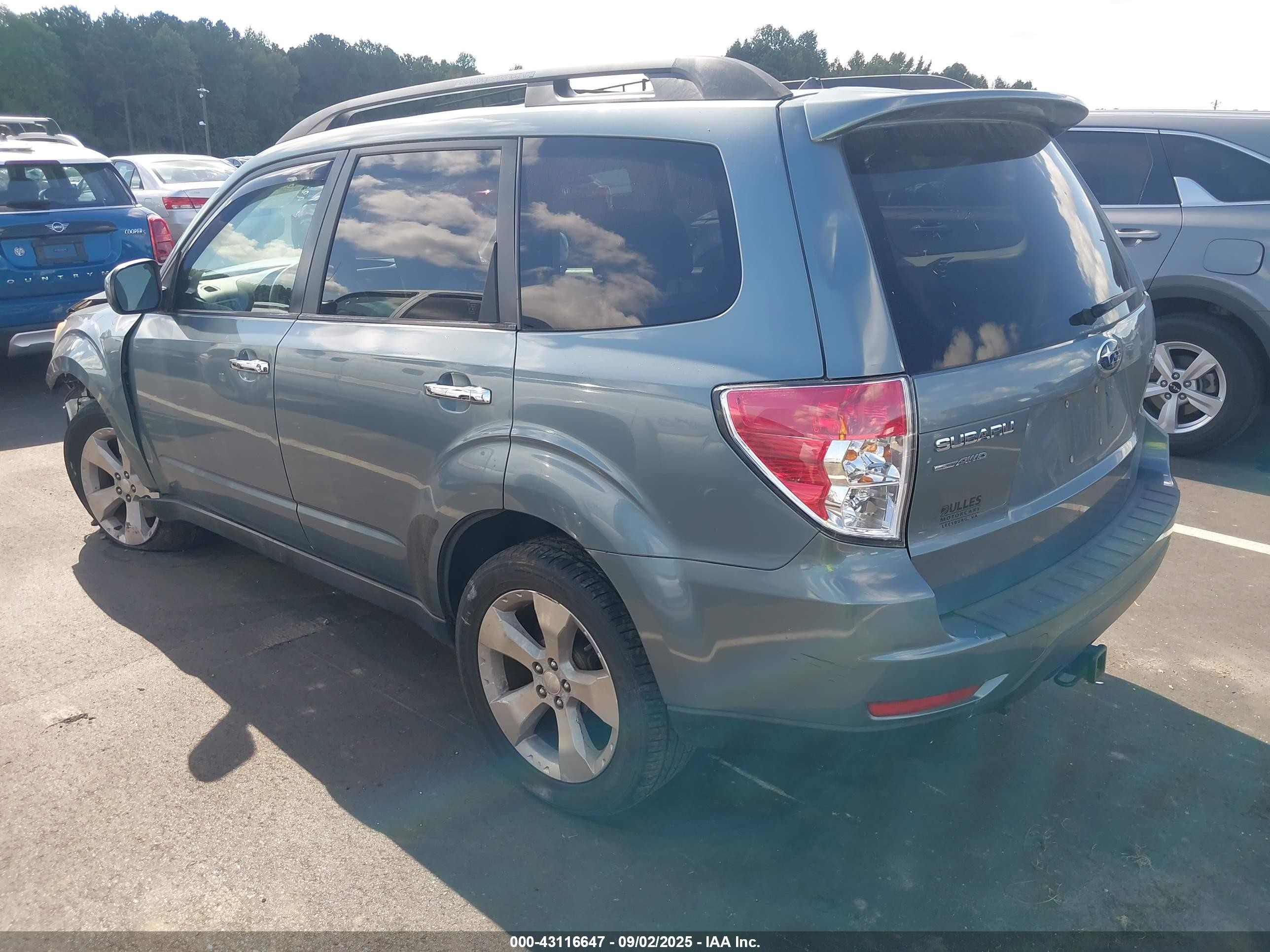 2010 Subaru Forester 2.5xt Limited Teal vin: JF2SH6FC6AH705654