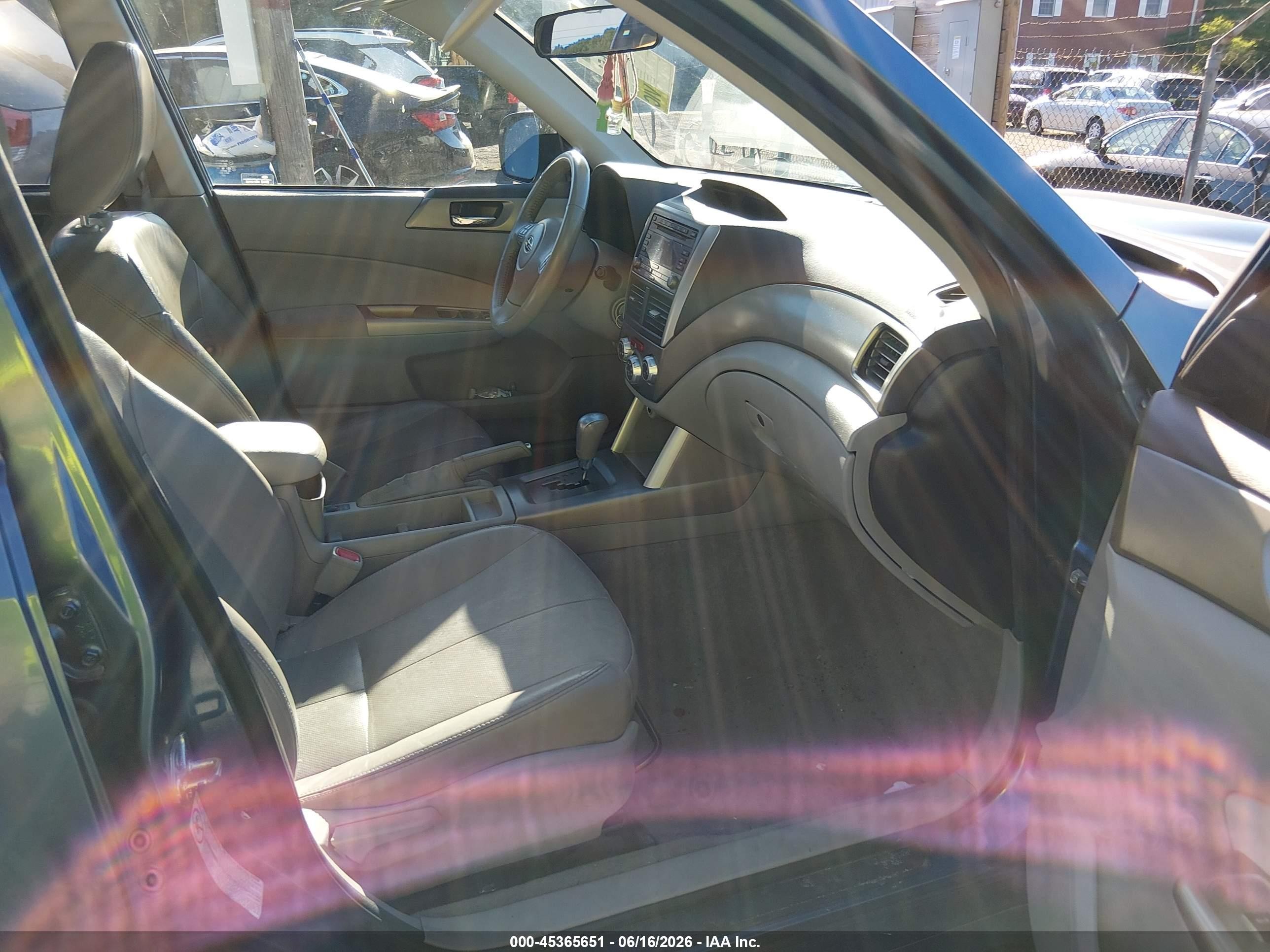 2010 Subaru Forester 2.5xt Limited Синий vin: JF2SH6FC6AH732224