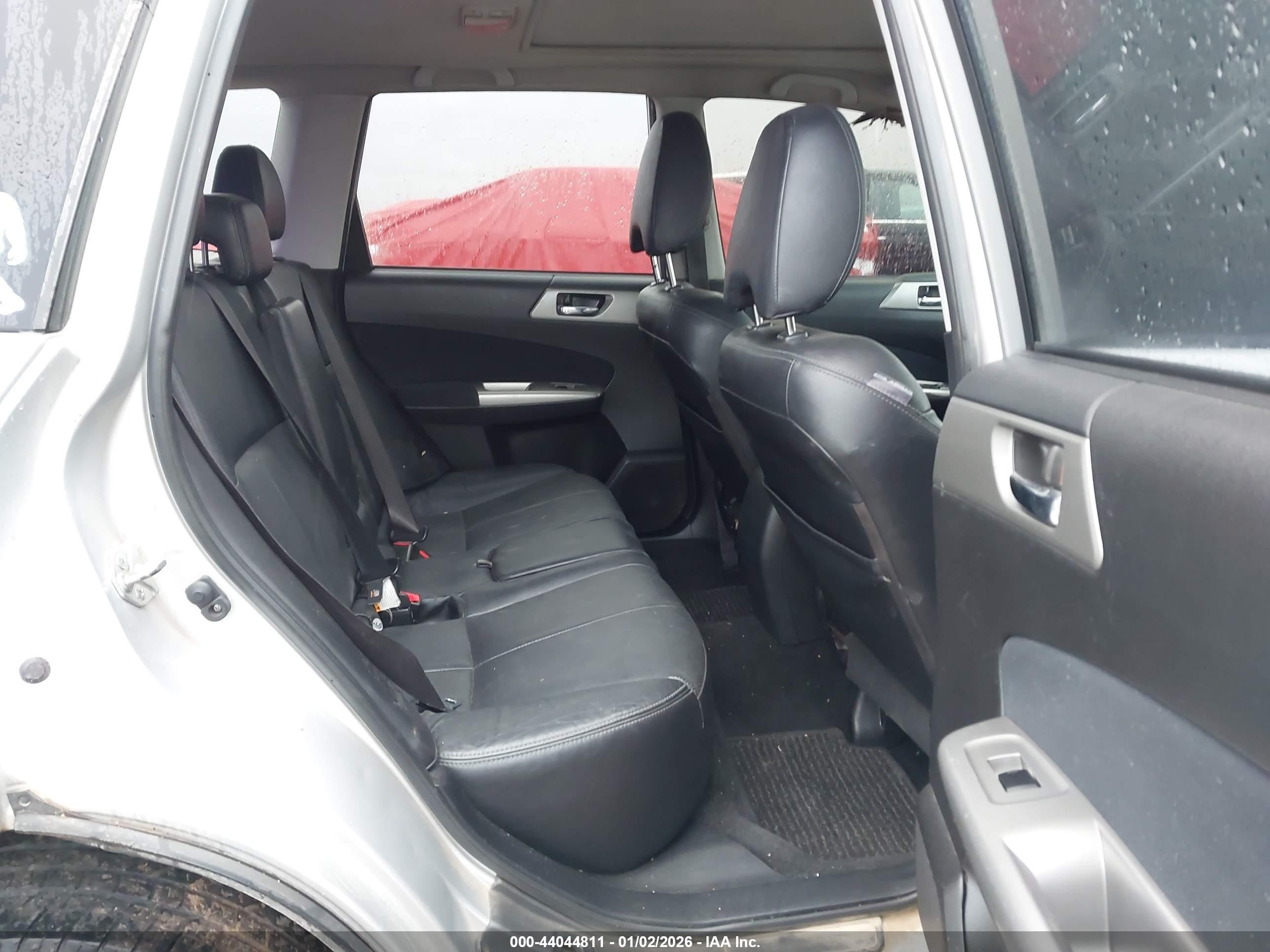 2010 Subaru Forester 2.5xt Limited Silver vin: JF2SH6FC9AH768036
