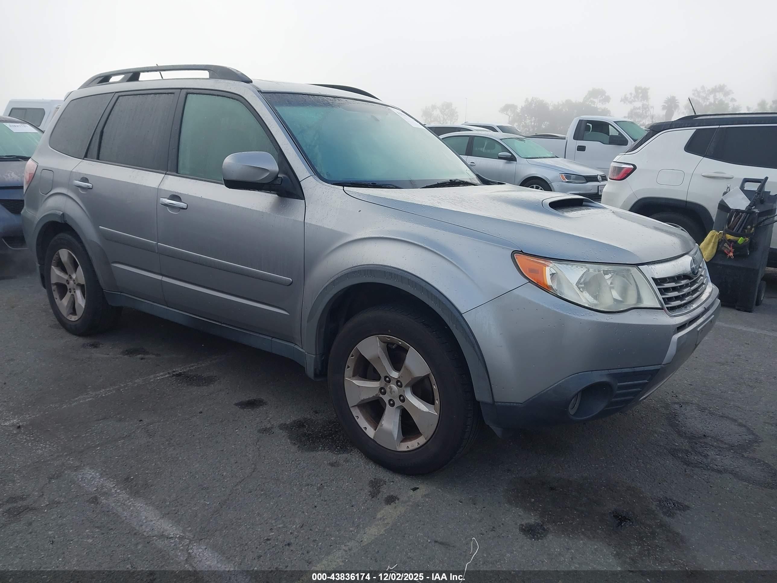 2010 Subaru Forester 2.5xt Limited Silver vin: JF2SH6FCXAH805224