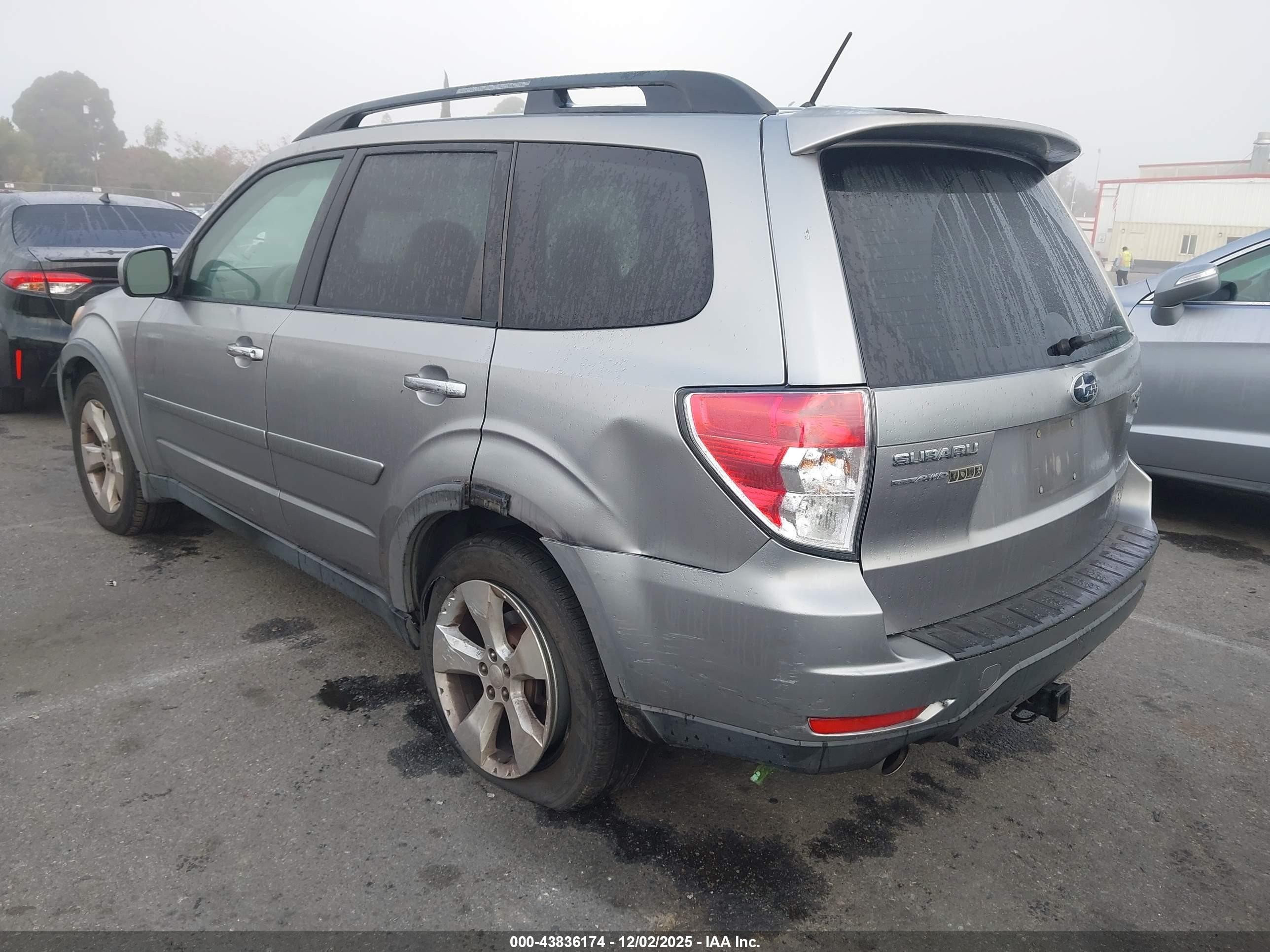 2010 Subaru Forester 2.5xt Limited Silver vin: JF2SH6FCXAH805224