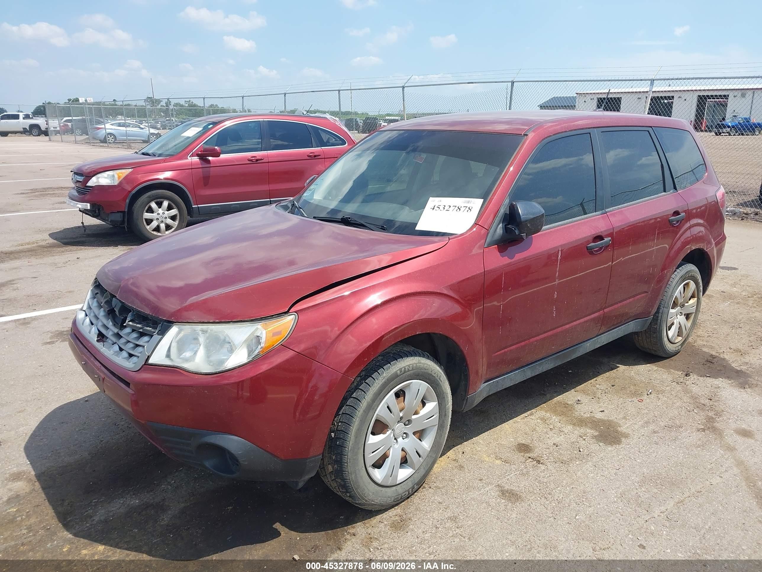 2013 Subaru Forester 2.5x Red vin: JF2SHAAC5DG409156