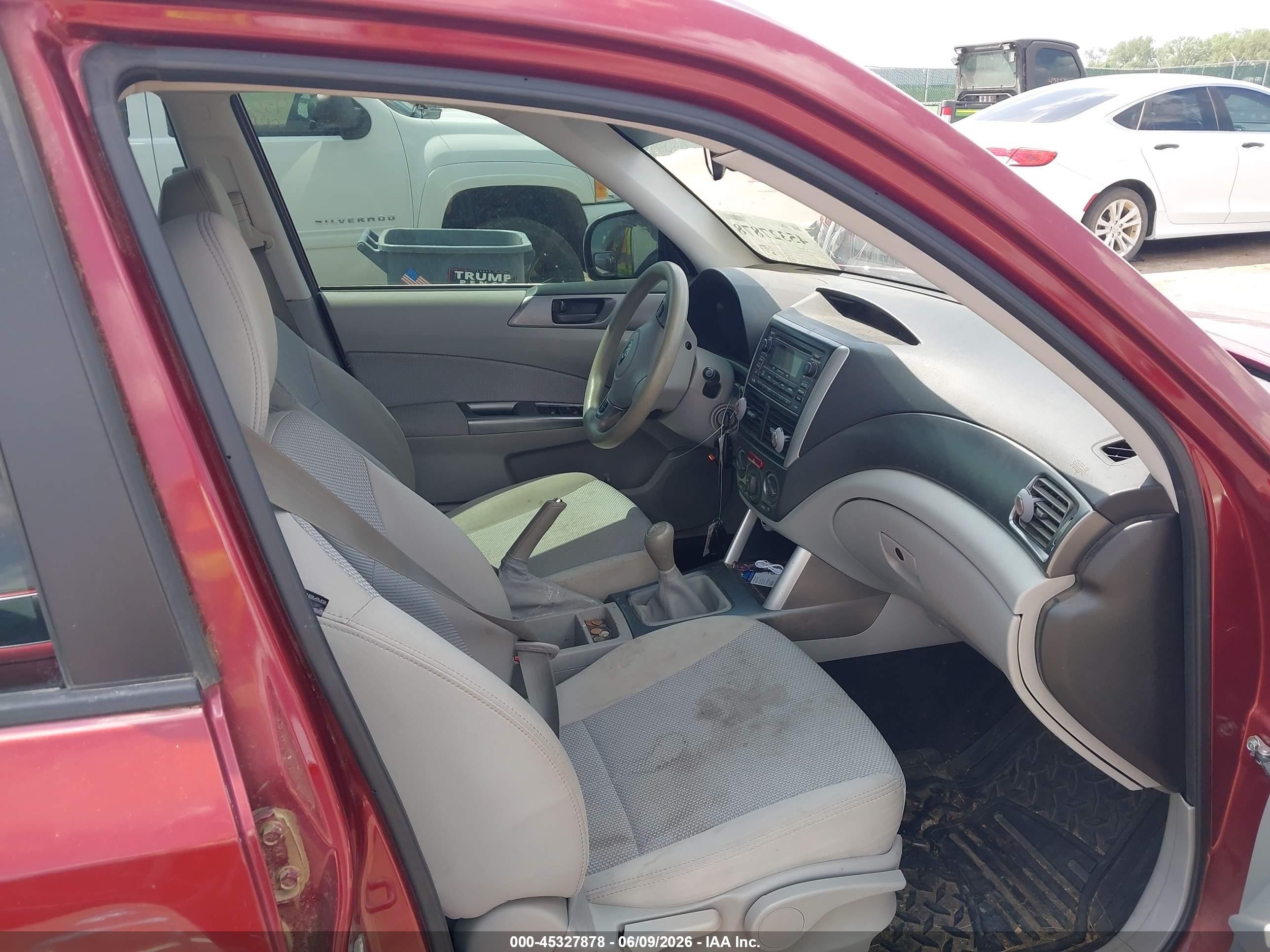 2013 Subaru Forester 2.5x Red vin: JF2SHAAC5DG409156