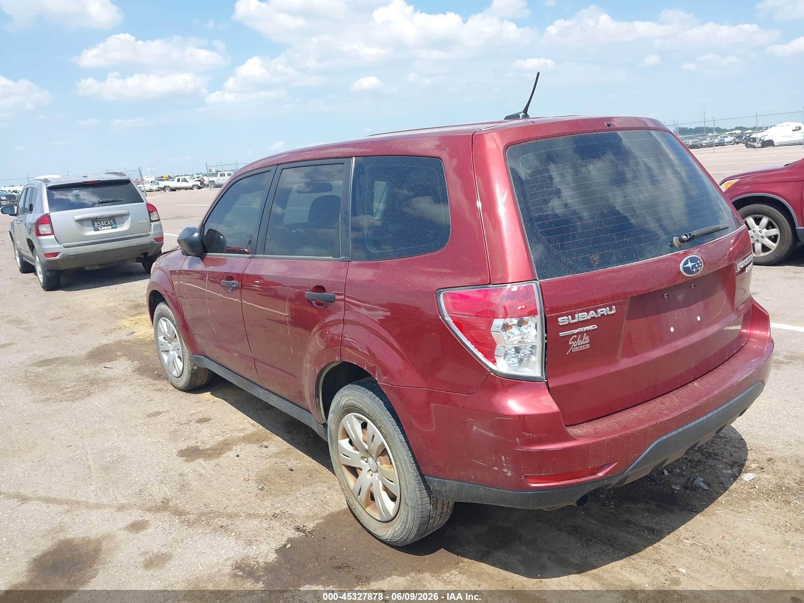 2013 Subaru Forester 2.5x Red vin: JF2SHAAC5DG409156