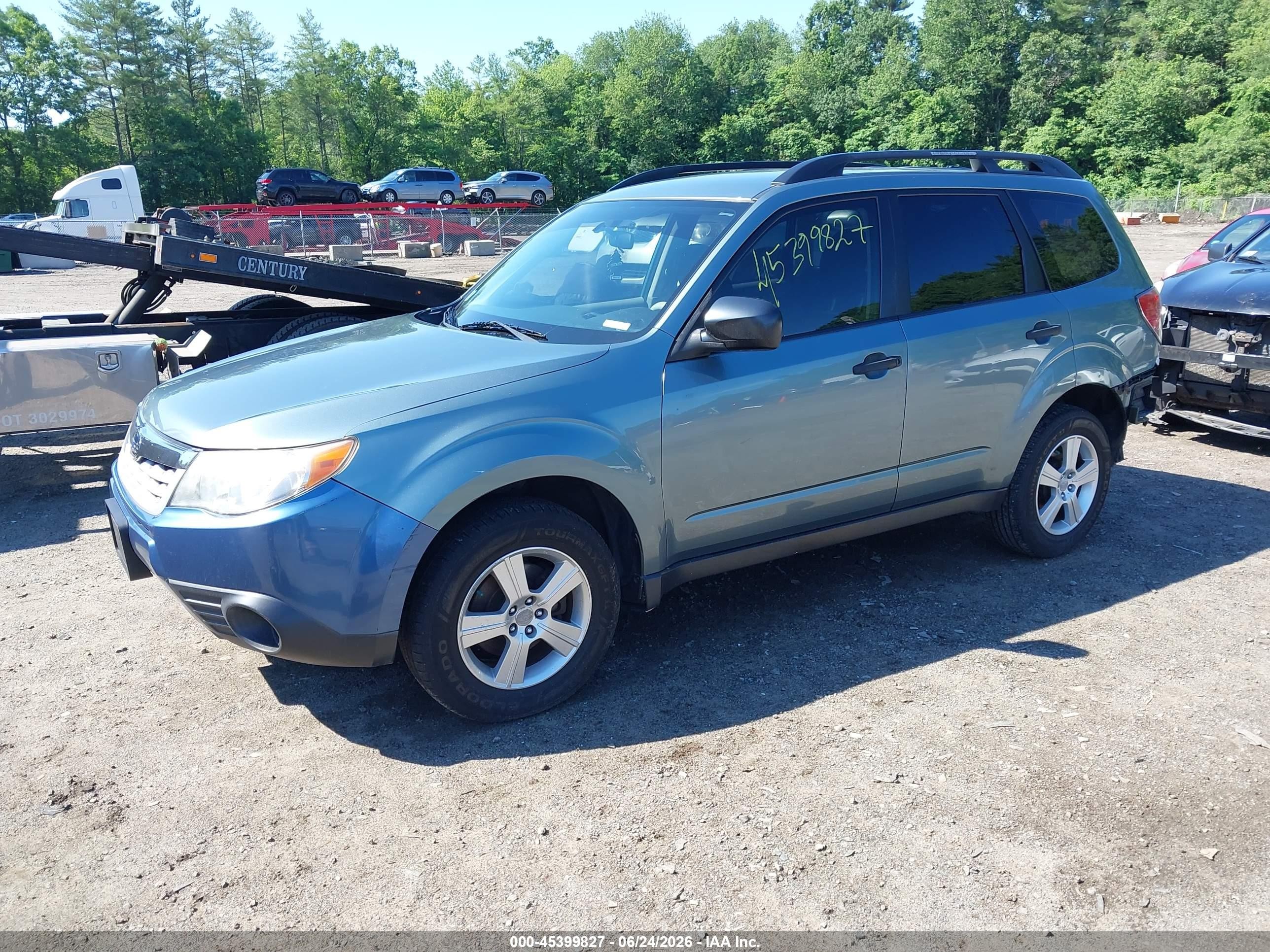 2011 Subaru Forester 2.5x Green vin: JF2SHABC0BH741981