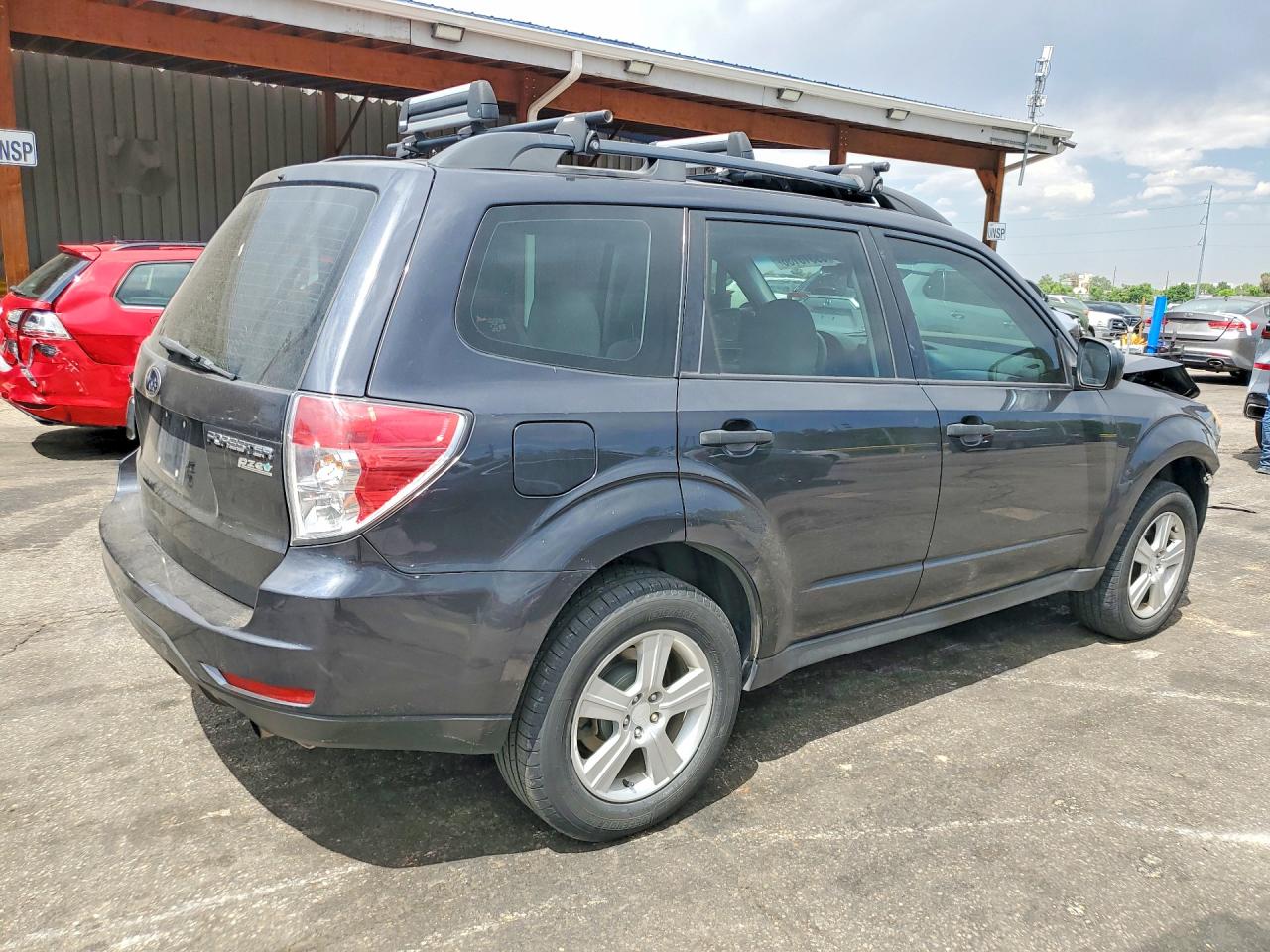 2011 Subaru Forester 2.5x Gray vin: JF2SHABC0BH763897