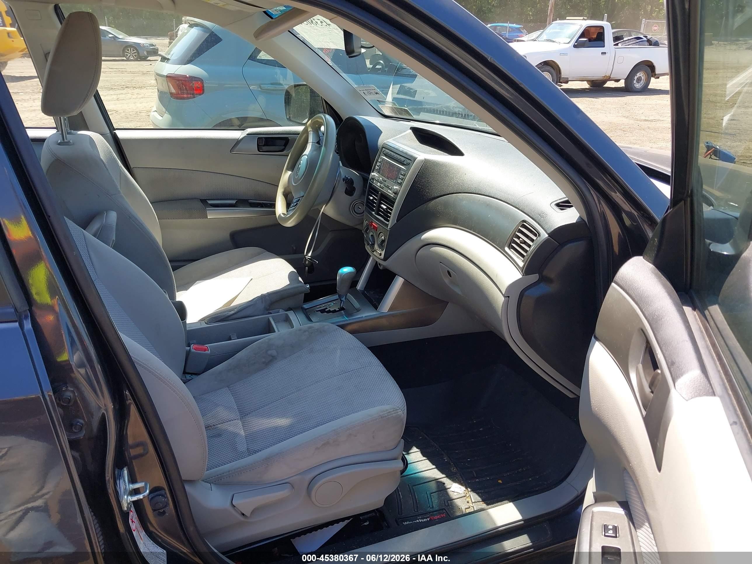 2012 Subaru Forester 2.5x Black vin: JF2SHABC0CH410805