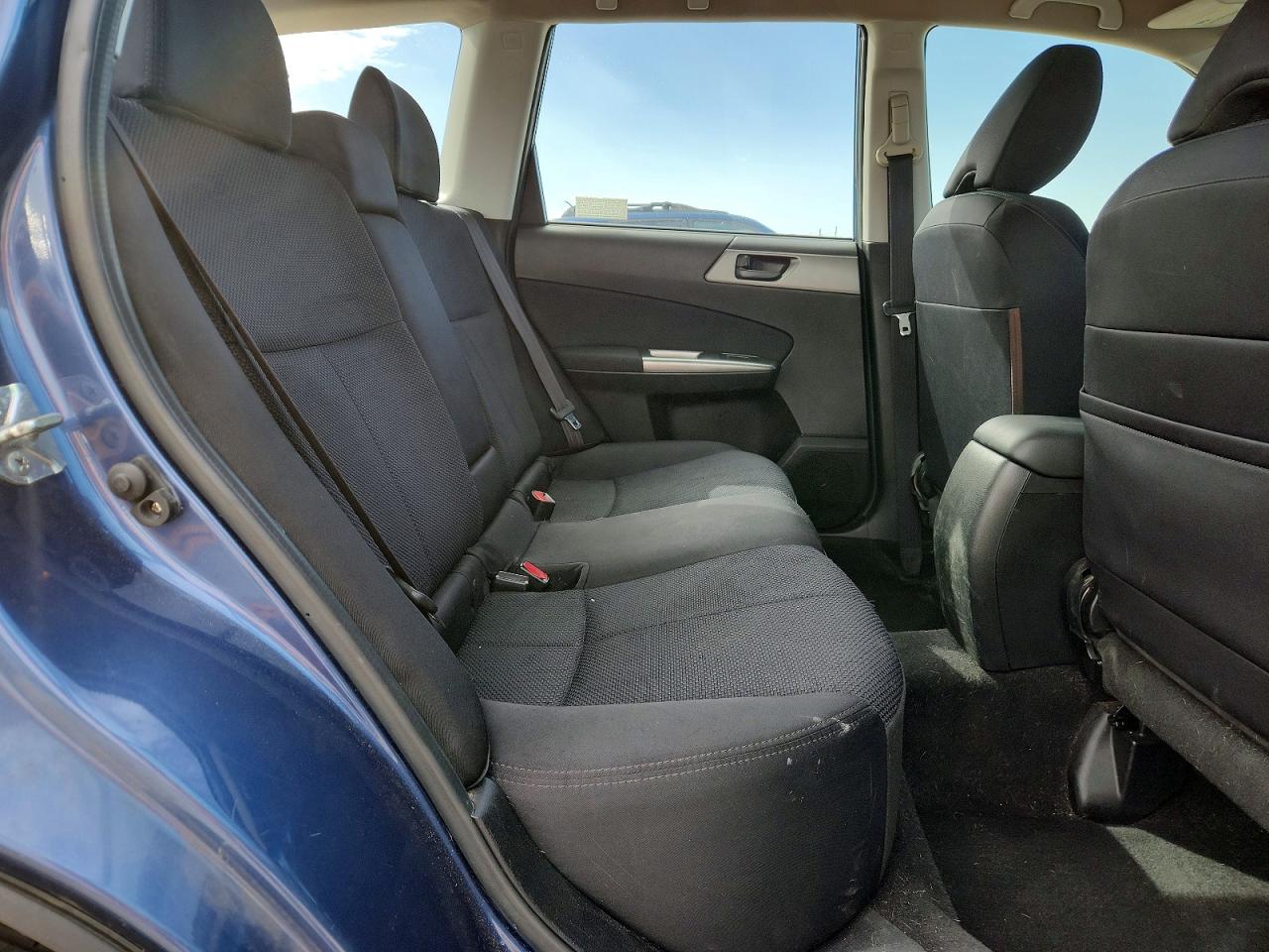 2012 Subaru Forester 2.5x Blue vin: JF2SHABC0CH430844
