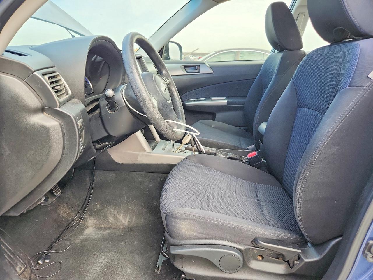 2012 Subaru Forester 2.5x Blue vin: JF2SHABC0CH430844