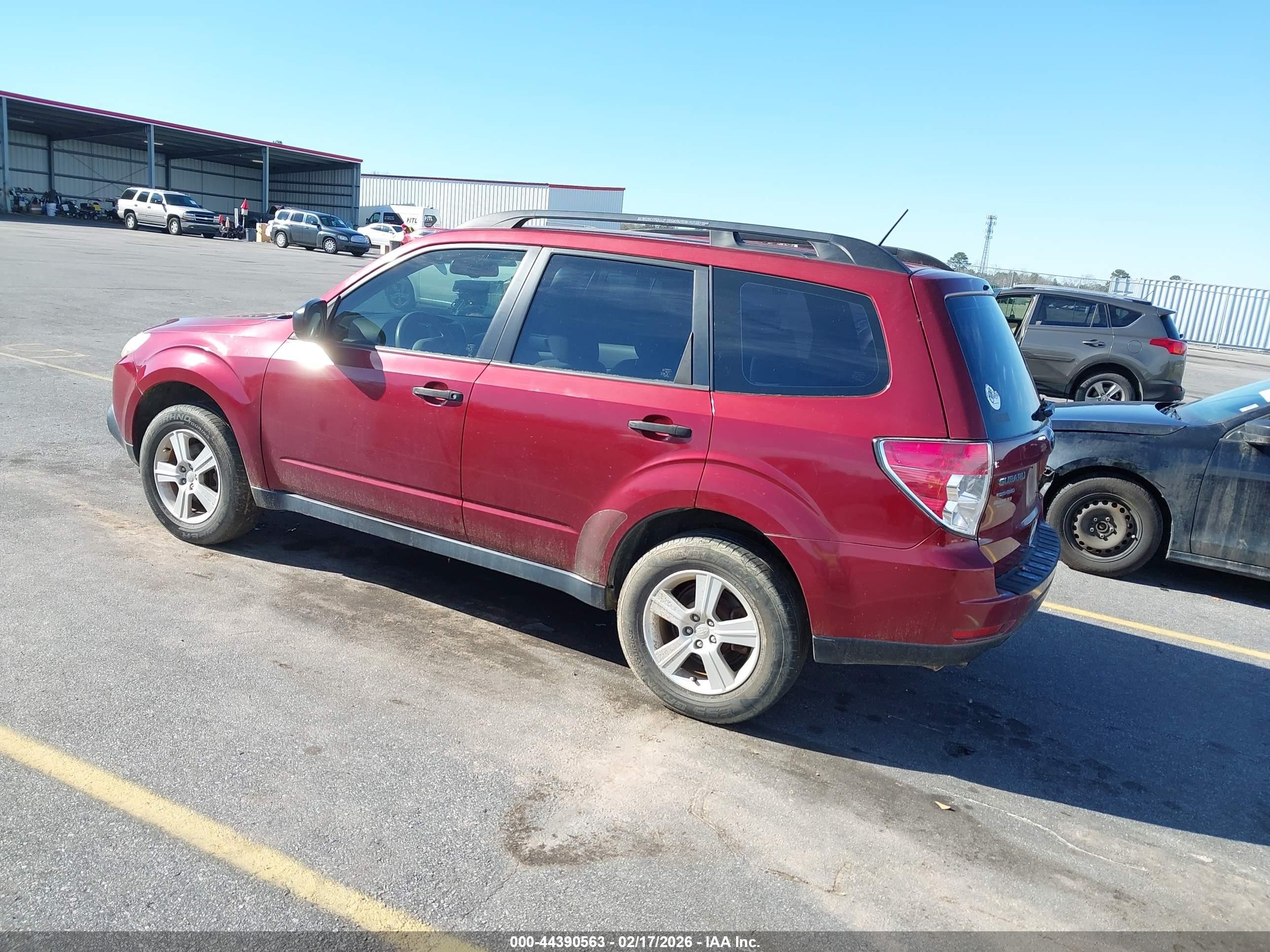 2012 Subaru Forester 2.5x Темно-бордовый vin: JF2SHABC0CH466033