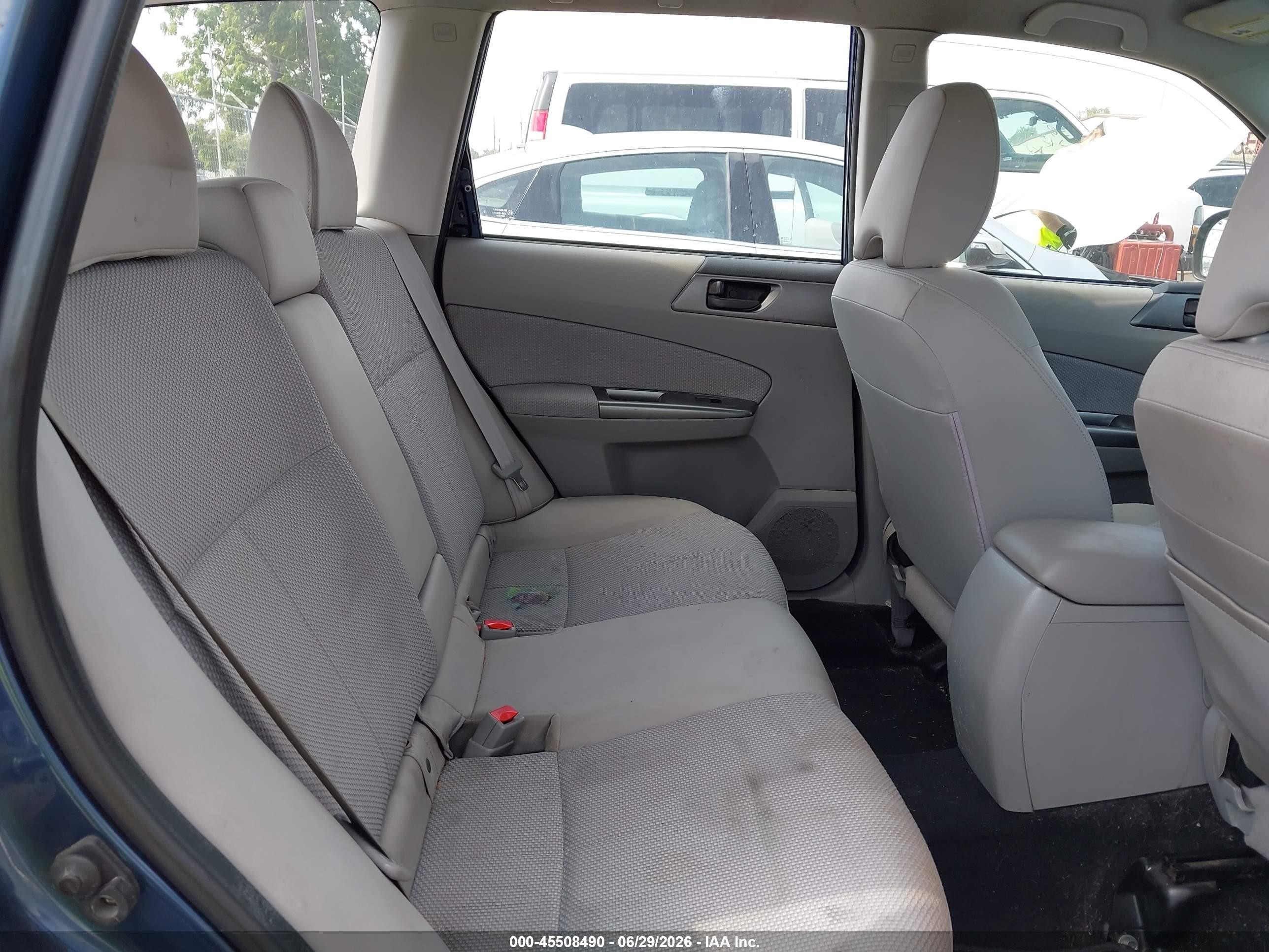 2013 Subaru Forester 2.5x Синий vin: JF2SHABC0DH444101