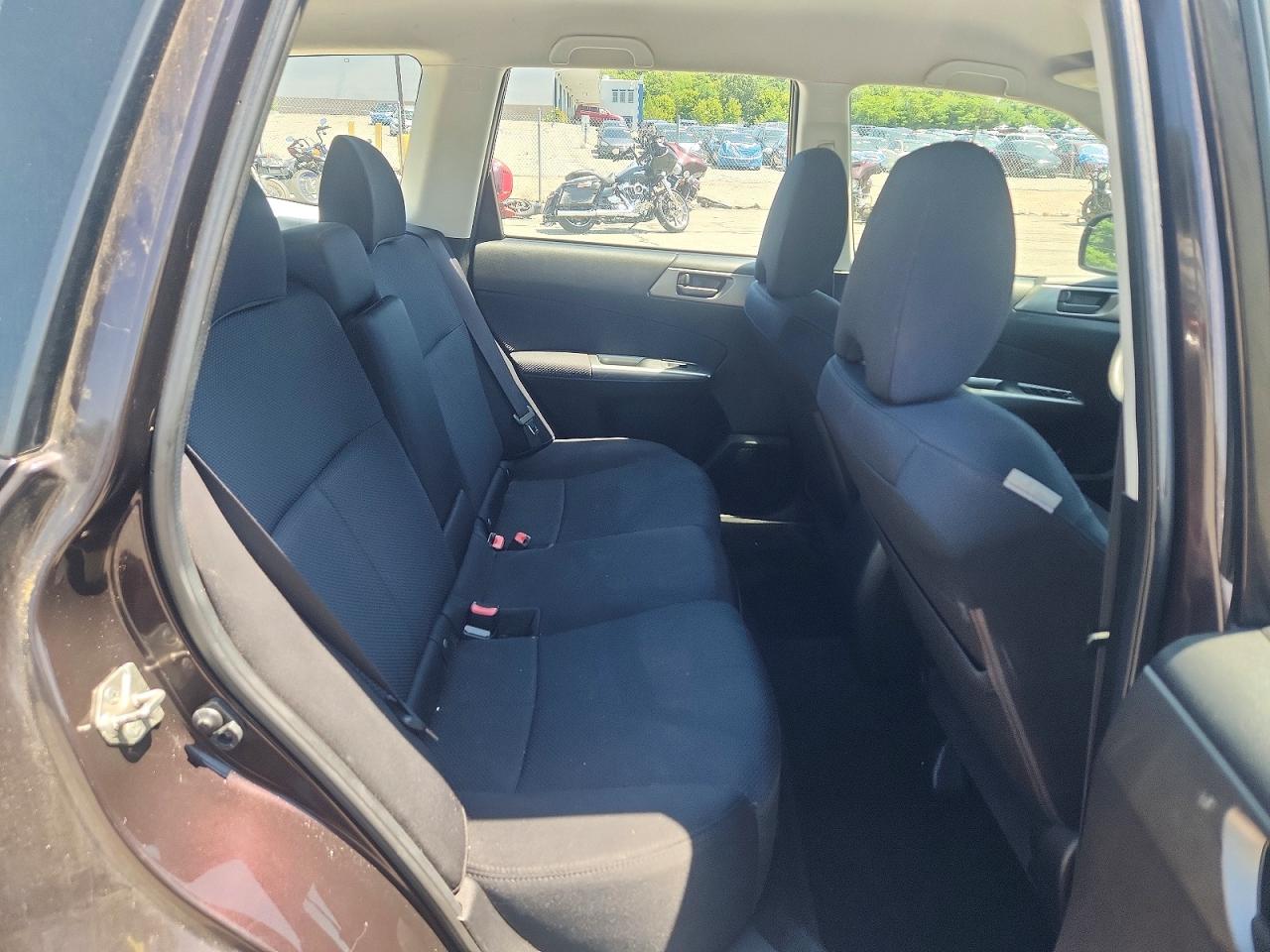 2013 Subaru Forester 2.5x Purple vin: JF2SHABC0DH445720