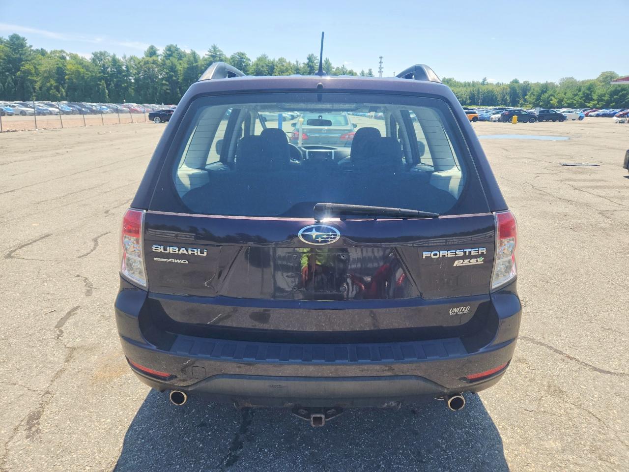 2013 Subaru Forester 2.5x Purple vin: JF2SHABC0DH445720
