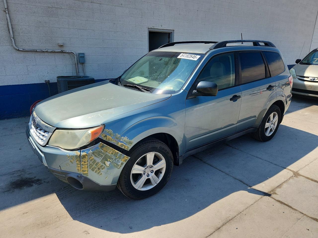 2011 Subaru Forester 2.5x Green vin: JF2SHABC1BH706107