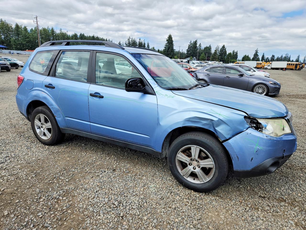 2011 Subaru Forester 2.5x Синий vin: JF2SHABC1BH733369