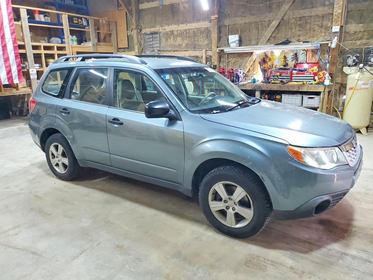 2012 Subaru Forester 2.5x Серый vin: JF2SHABC1CH403362
