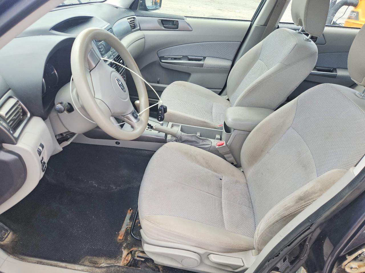 2012 Subaru Forester 2.5x Charcoal vin: JF2SHABC1CH439942
