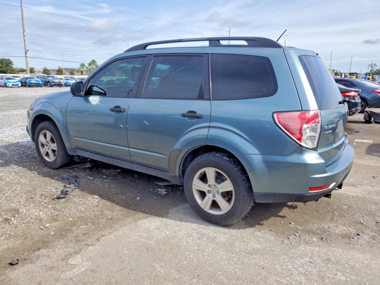 2012 Subaru Forester 2.5x Blue vin: JF2SHABC1CH468289