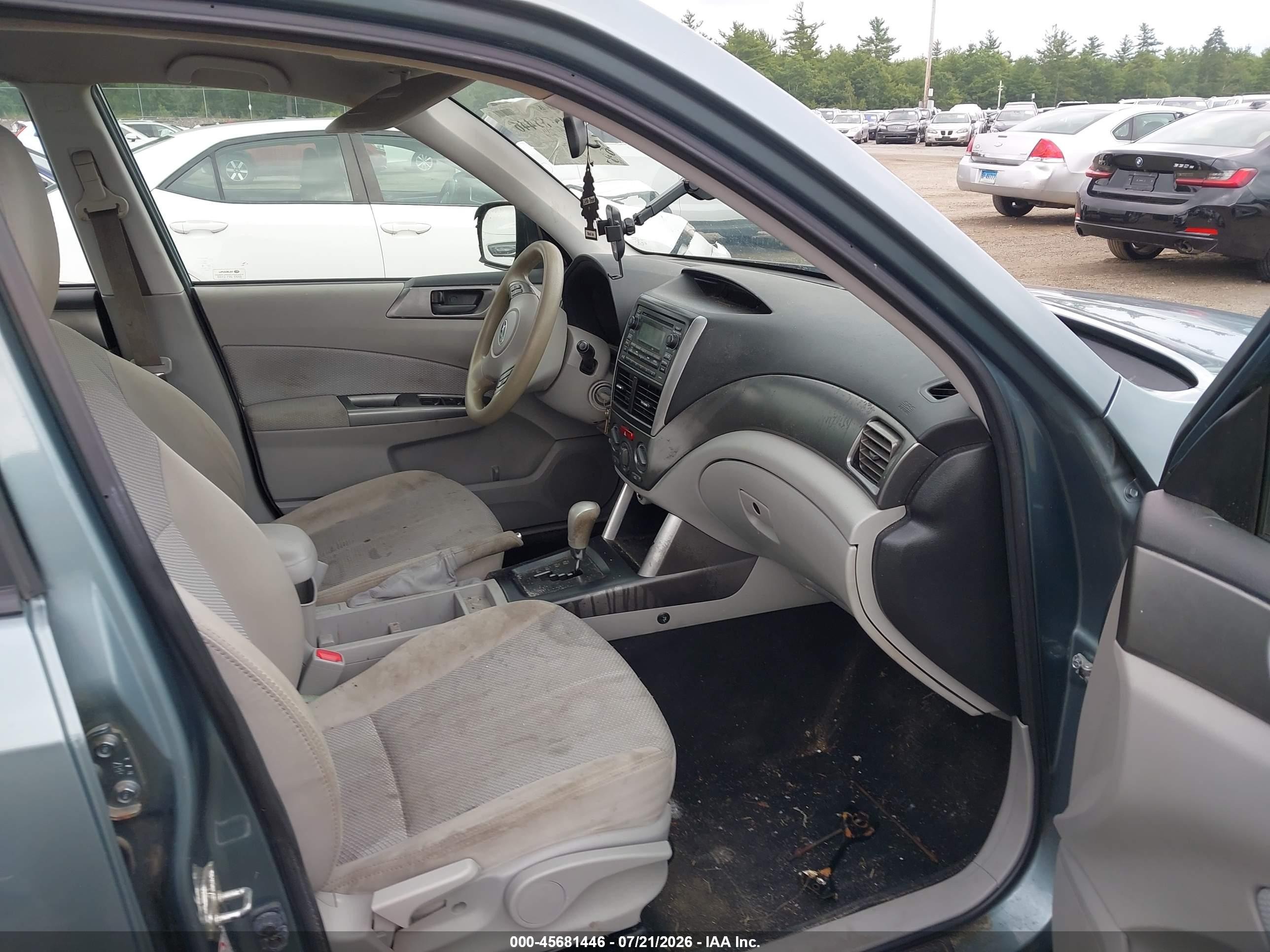 2013 Subaru Forester 2.5x Зеленый vin: JF2SHABC1DH413861