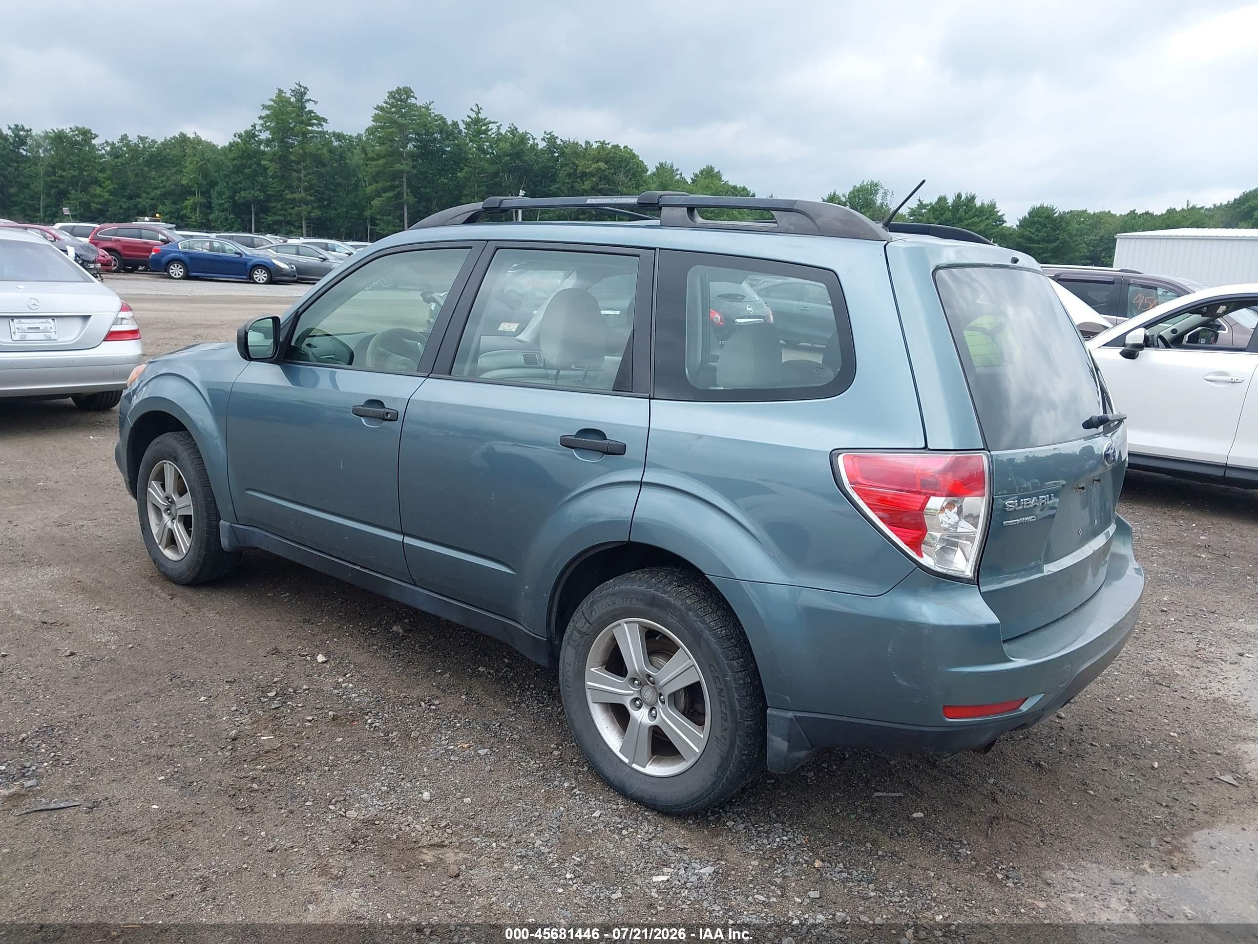 2013 Subaru Forester 2.5x Зеленый vin: JF2SHABC1DH413861