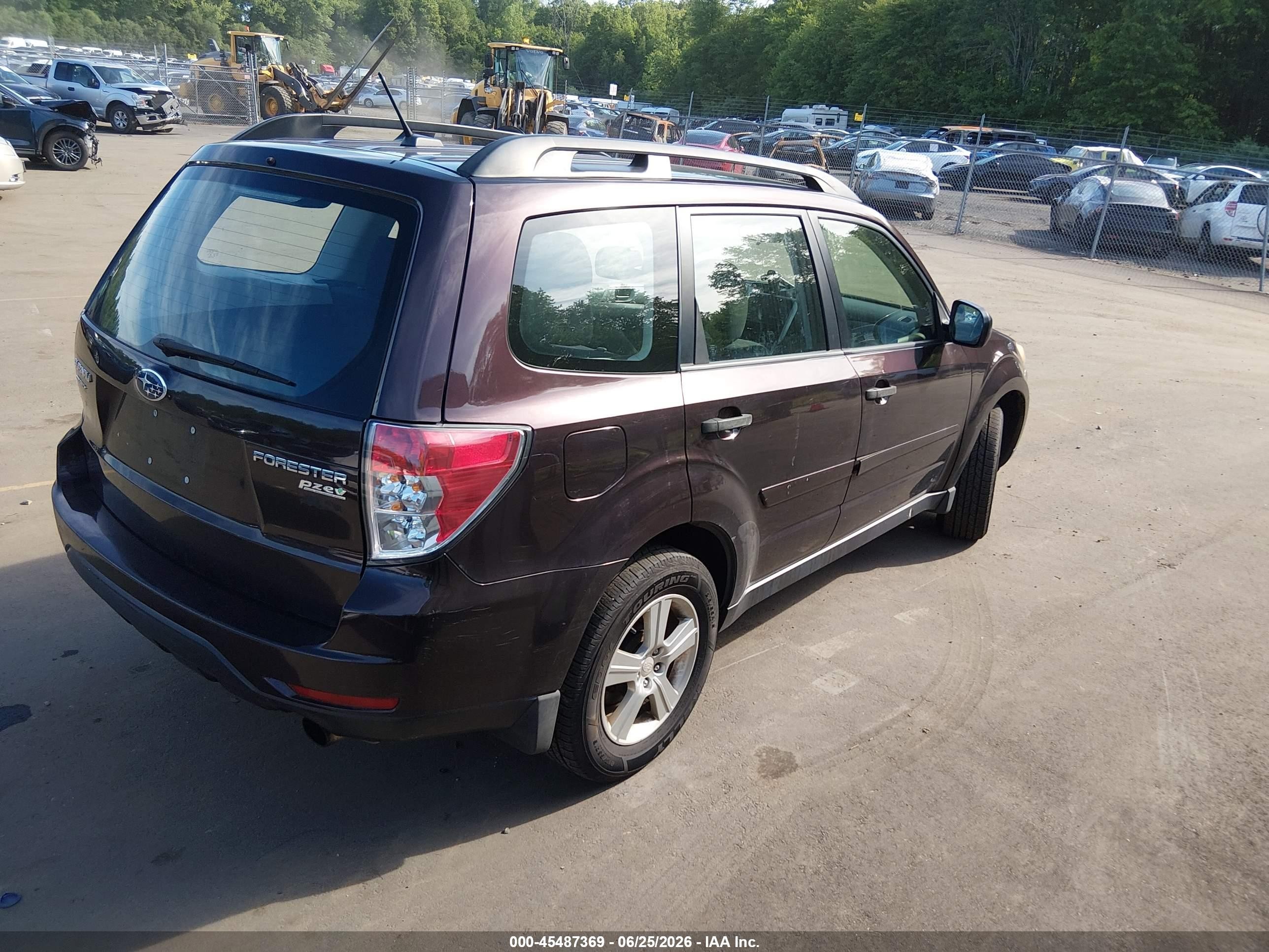 2013 Subaru Forester 2.5x Бордовый vin: JF2SHABC1DH416694