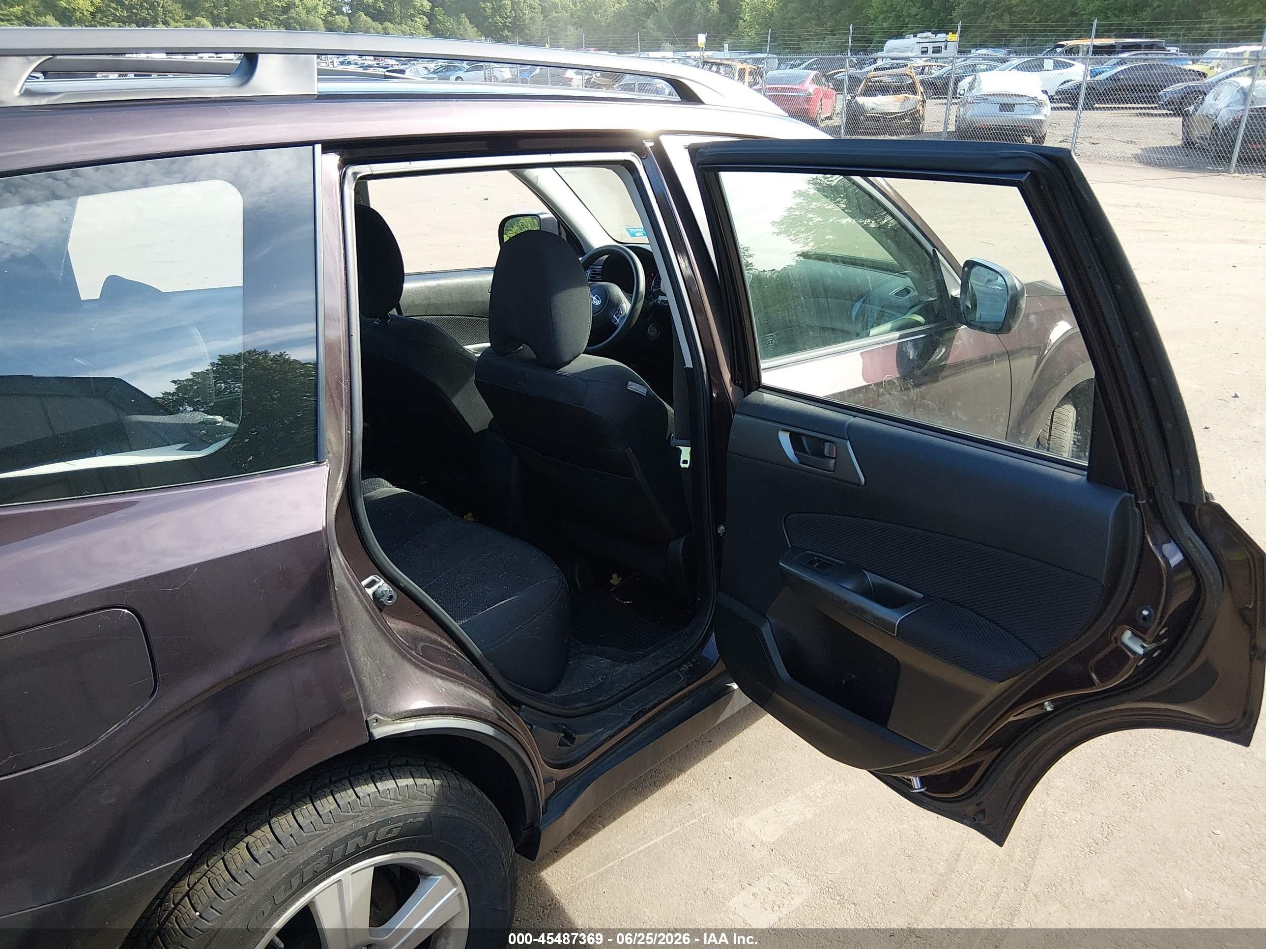 2013 Subaru Forester 2.5x Бордовый vin: JF2SHABC1DH416694