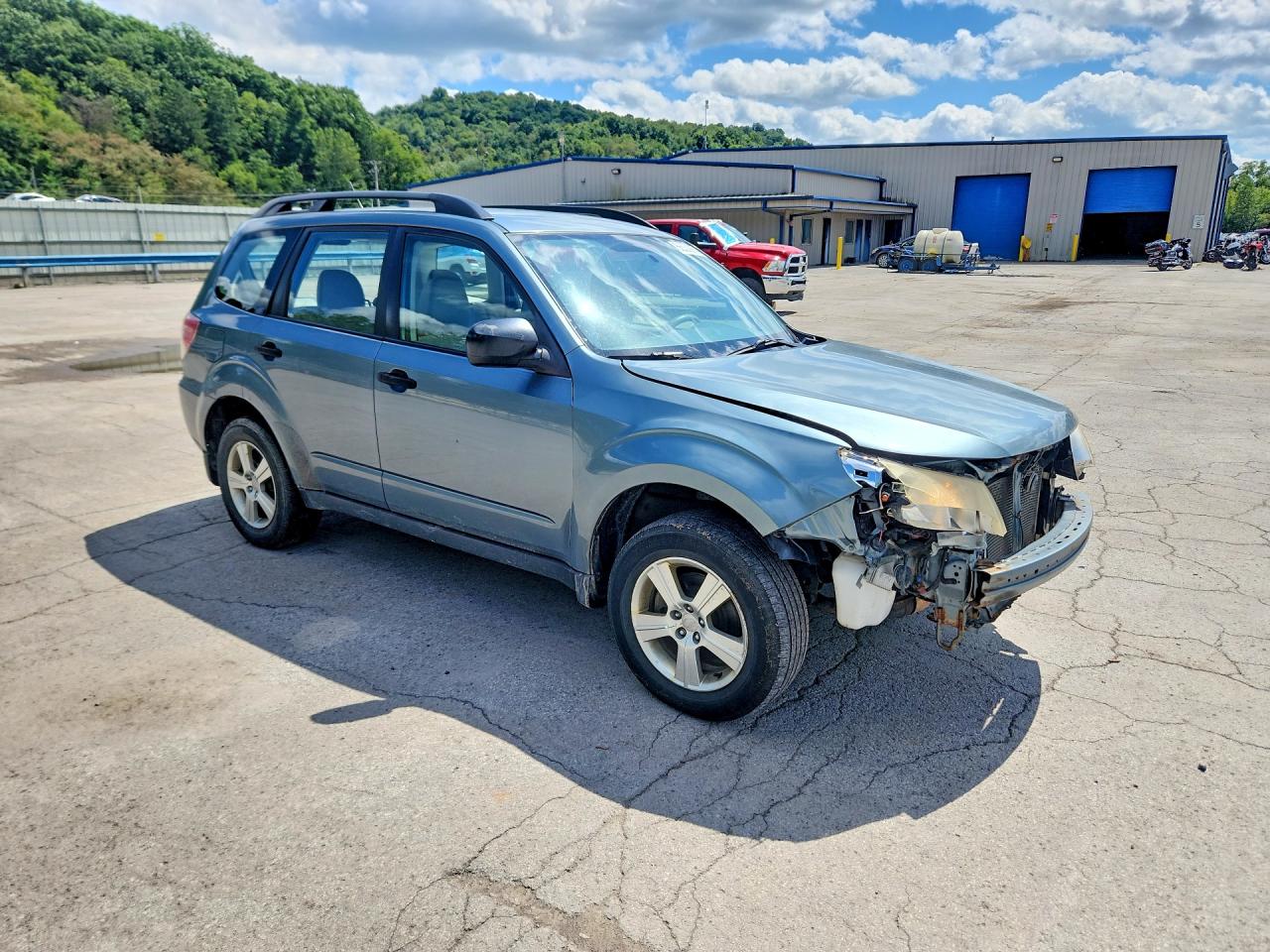 2013 Subaru Forester 2.5x Green vin: JF2SHABC1DH424052