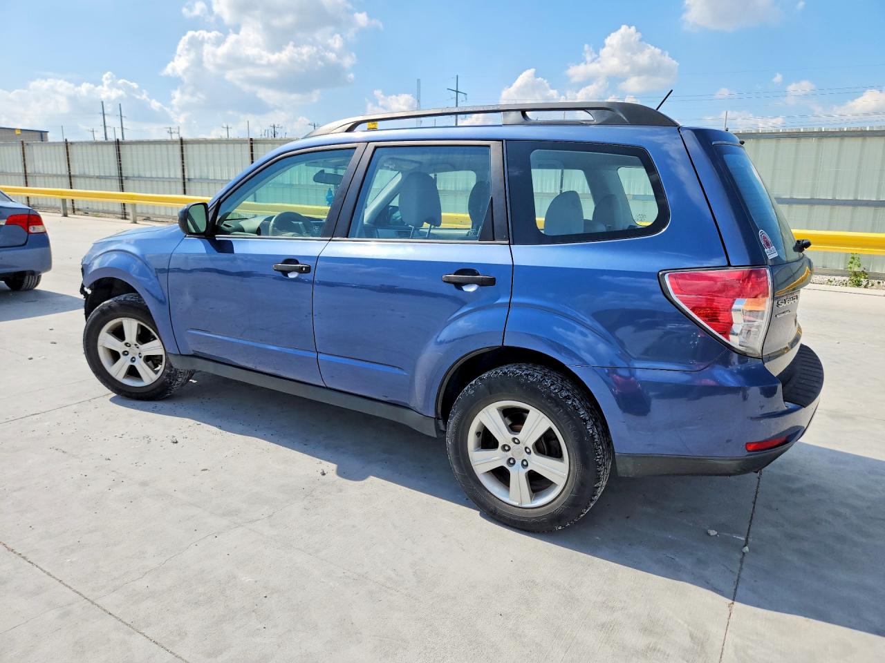 2013 Subaru Forester 2.5x Blue vin: JF2SHABC1DH442972
