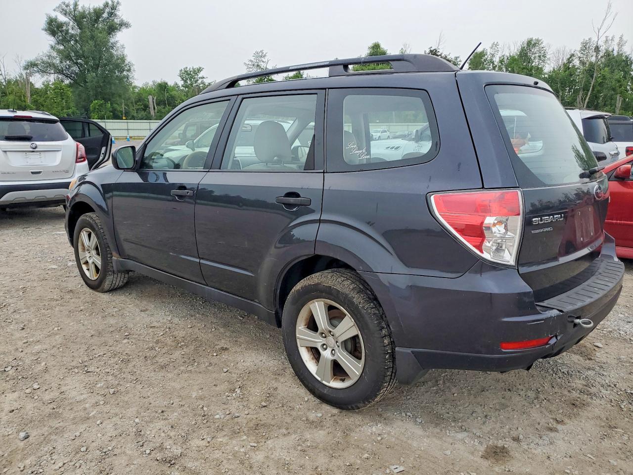 2013 Subaru Forester 2.5x Black vin: JF2SHABC1DH446536