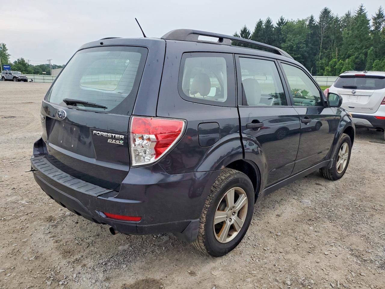 2013 Subaru Forester 2.5x Black vin: JF2SHABC1DH446536