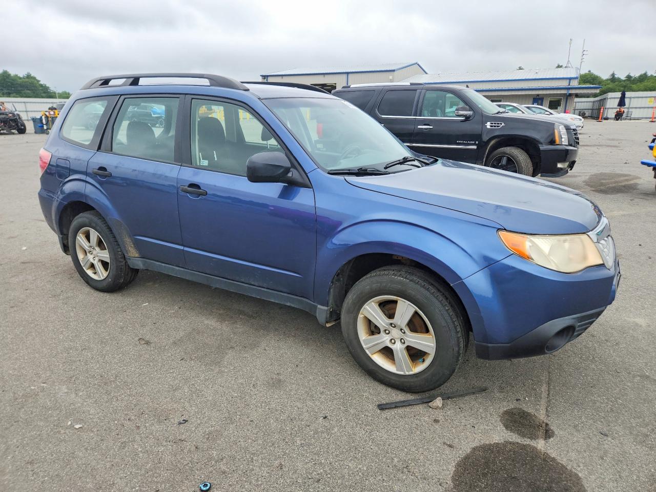 2011 Subaru Forester 2.5x Blue vin: JF2SHABC2BG714707