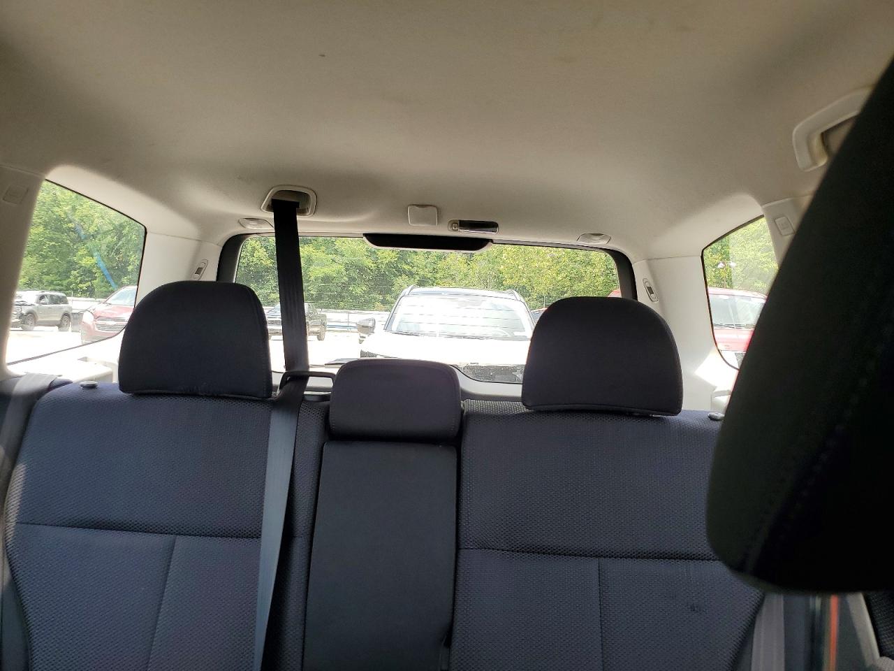 2011 Subaru Forester 2.5x Серебряный vin: JF2SHABC2BH710988