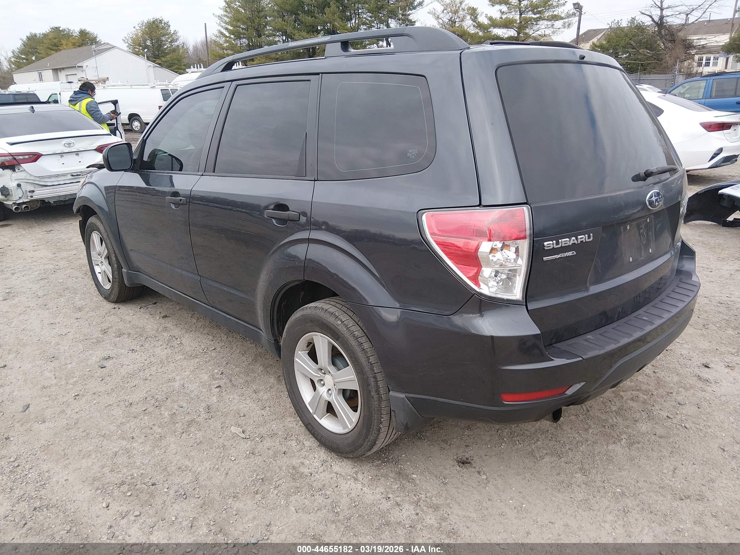 2011 Subaru Forester 2.5x Gray vin: JF2SHABC2BH770950