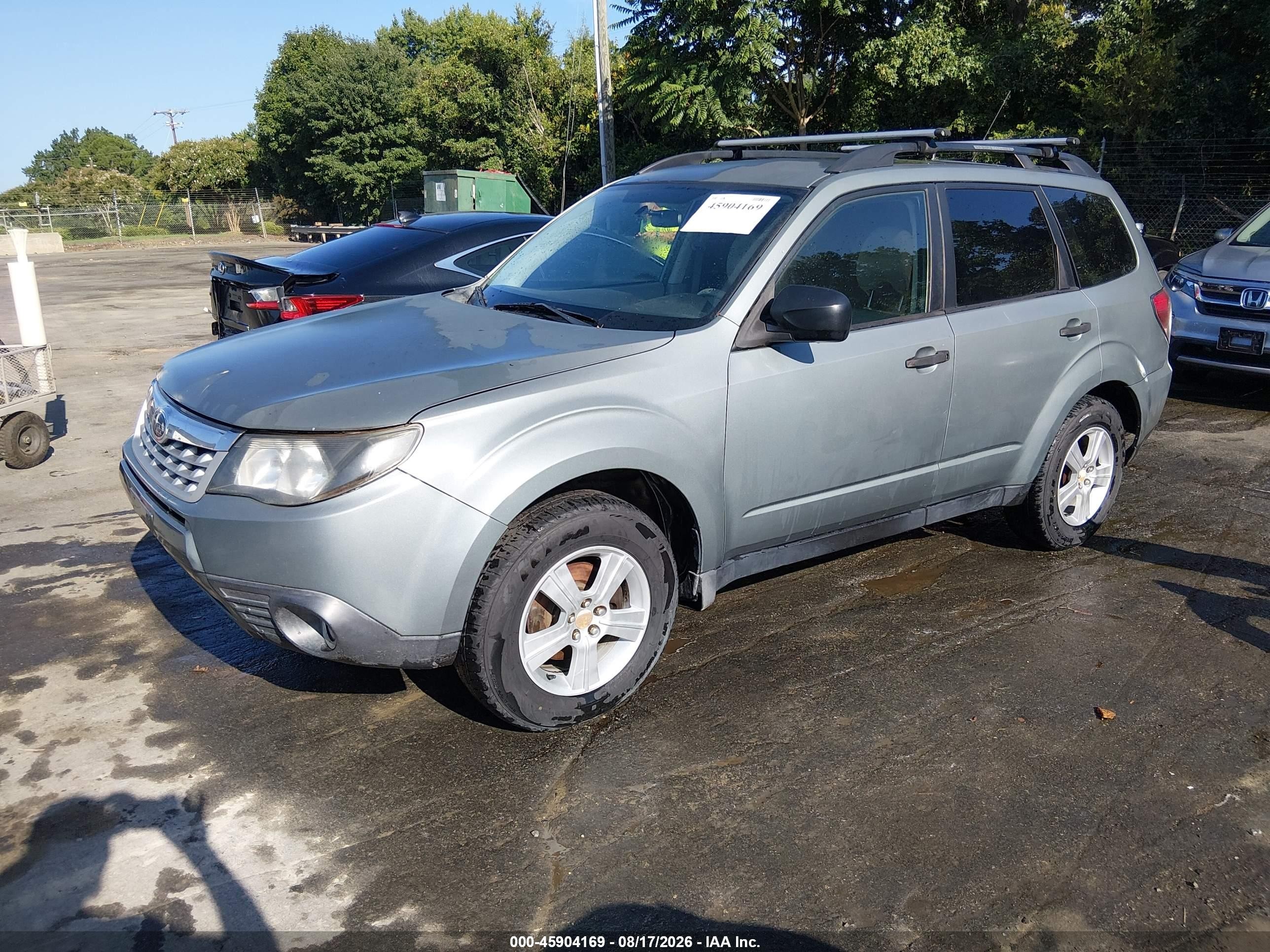 2011 Subaru Forester 2.5x Gray vin: JF2SHABC2BH773766