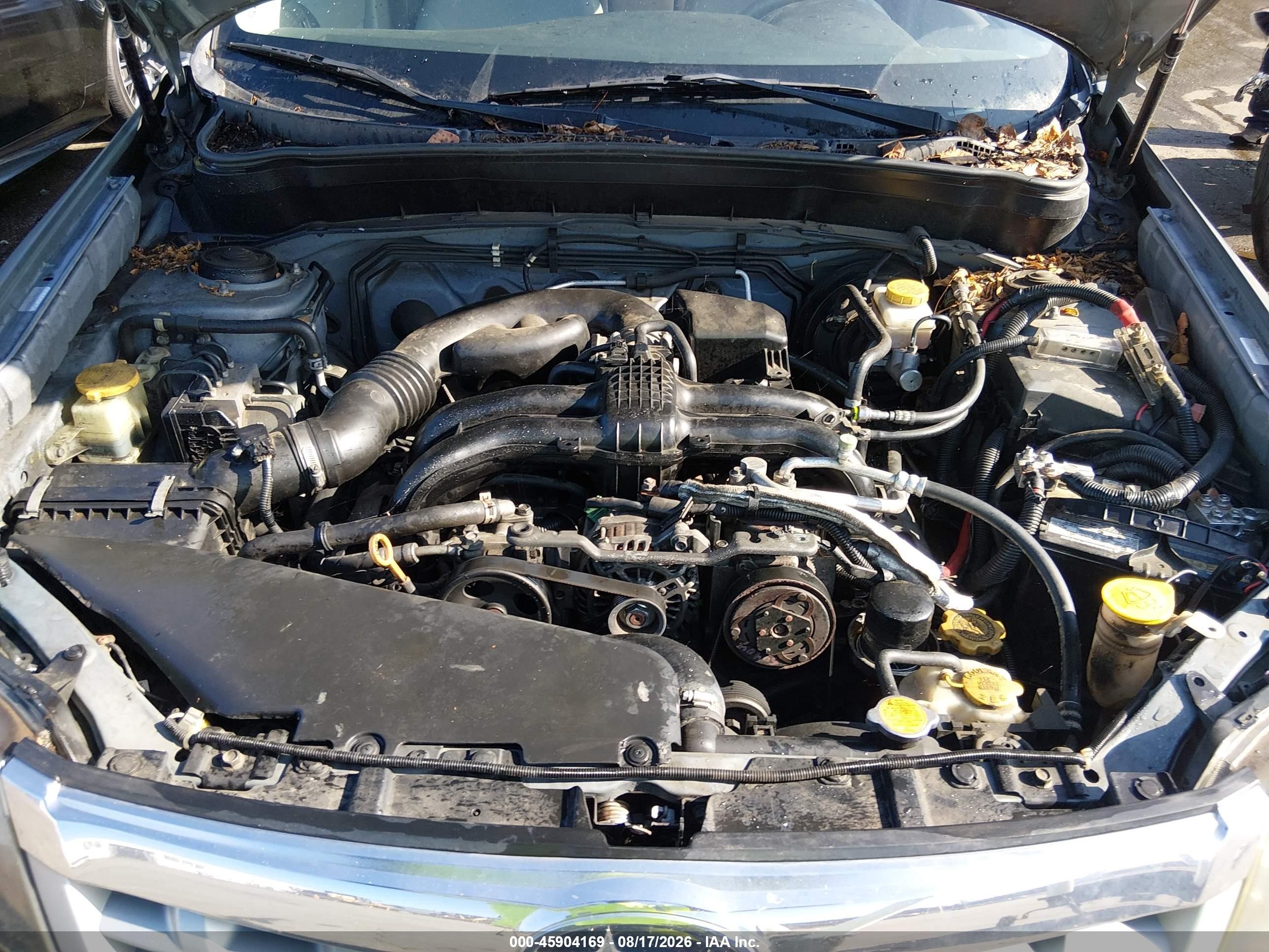 2011 Subaru Forester 2.5x Gray vin: JF2SHABC2BH773766