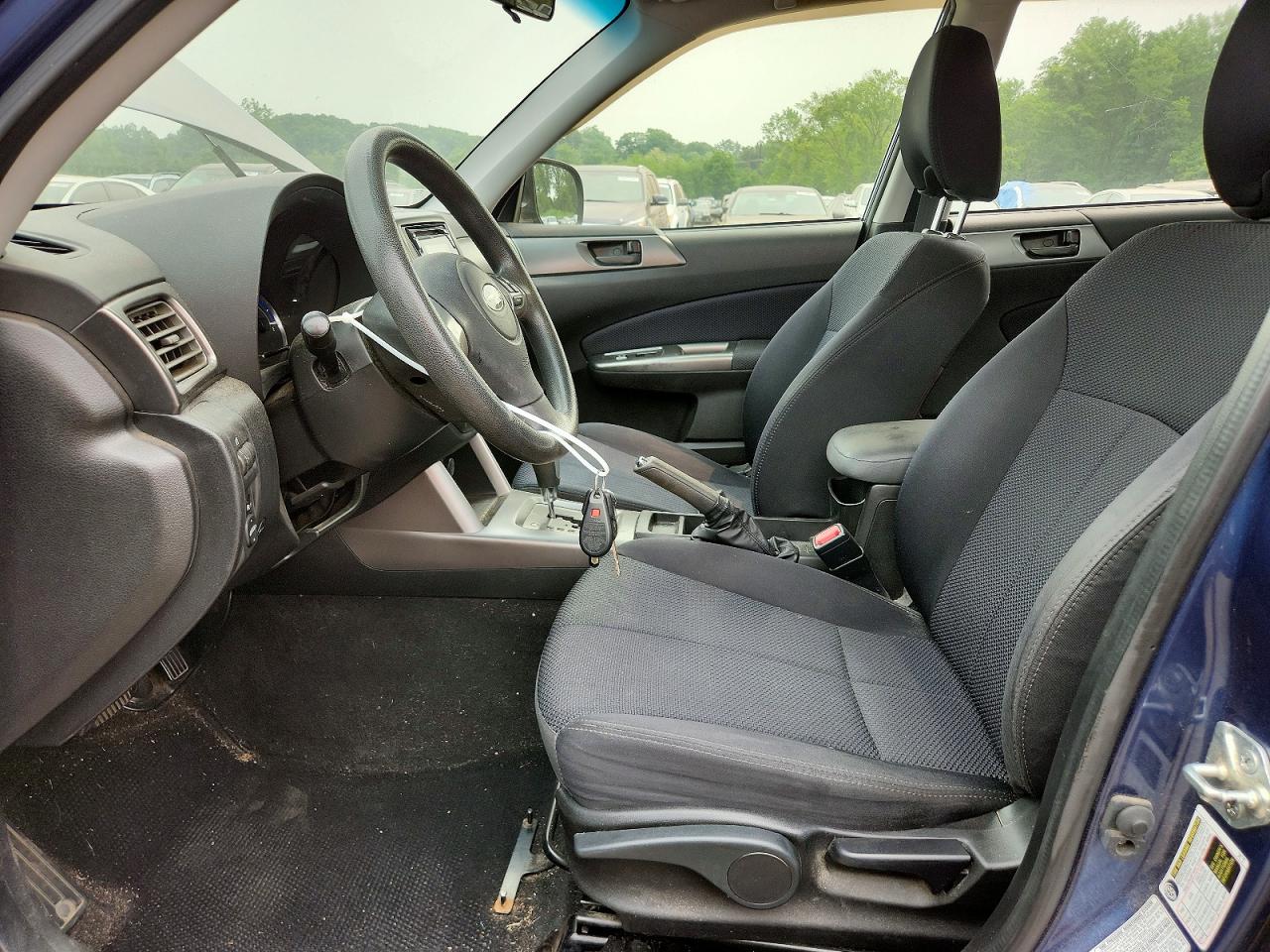 2011 Subaru Forester Blue vin: JF2SHABC2BH780409