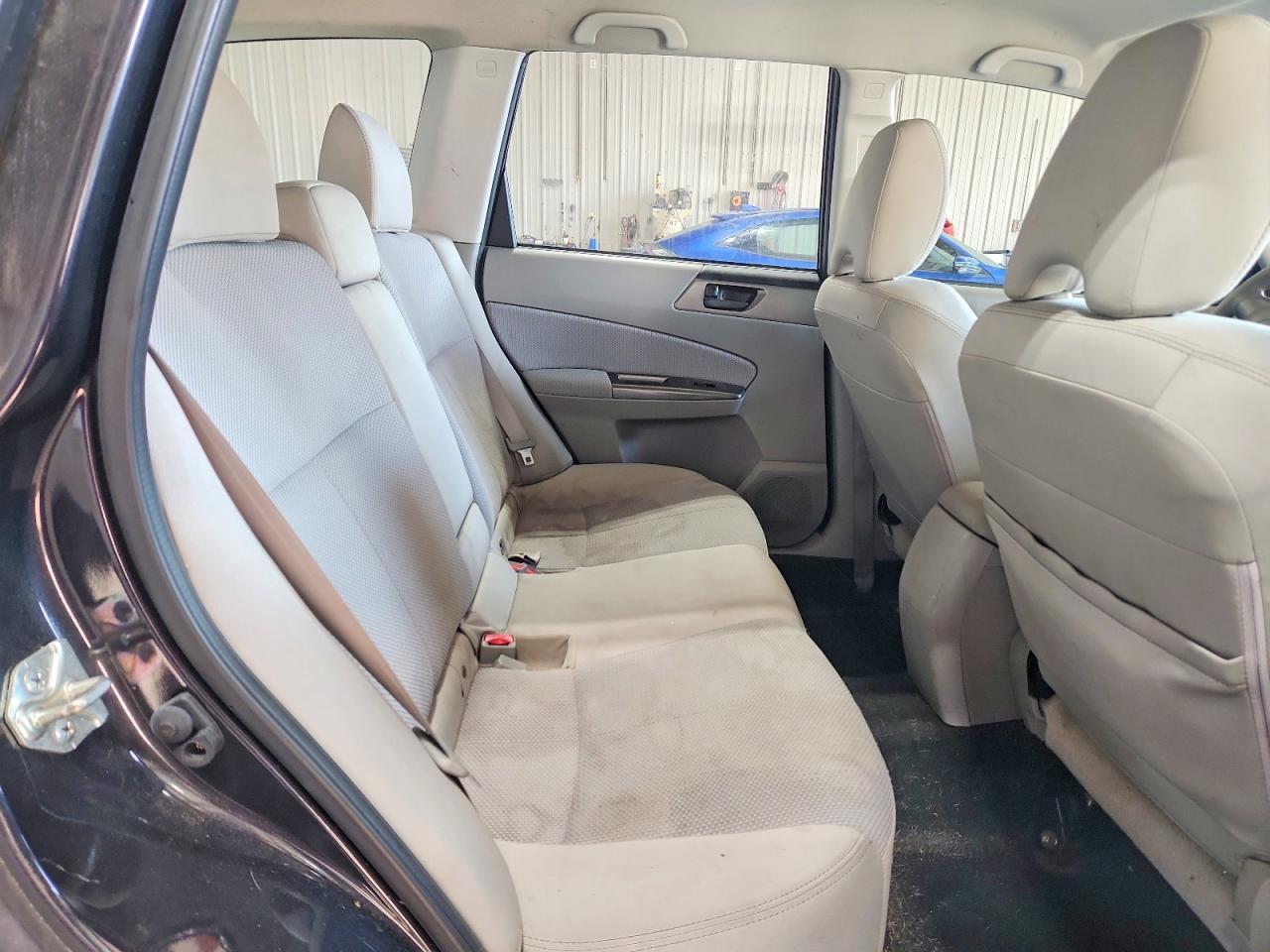 2012 Subaru Forester 2.5x Gray vin: JF2SHABC2CH409171