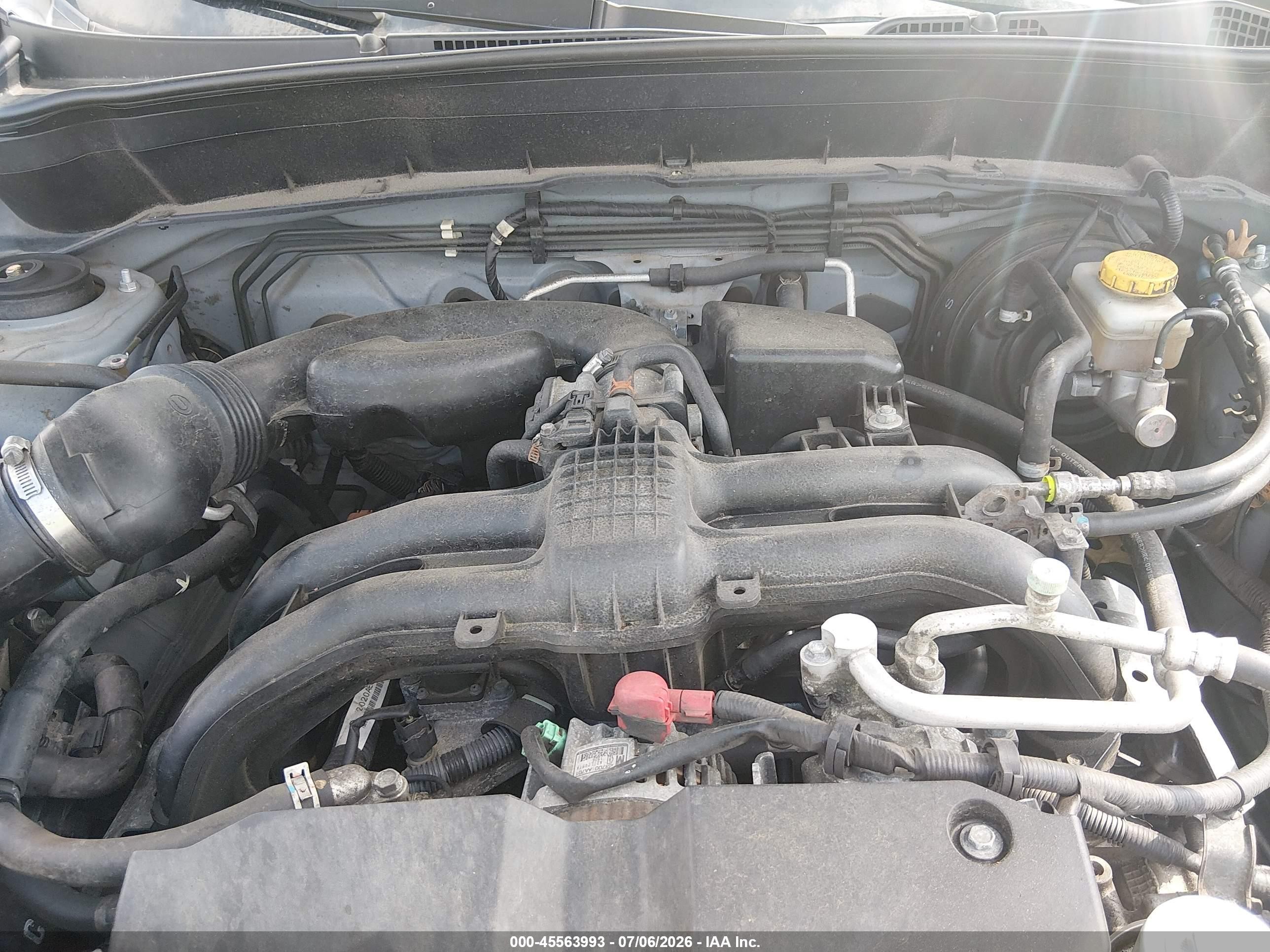 2012 Subaru Forester 2.5x Silver vin: JF2SHABC2CH410823