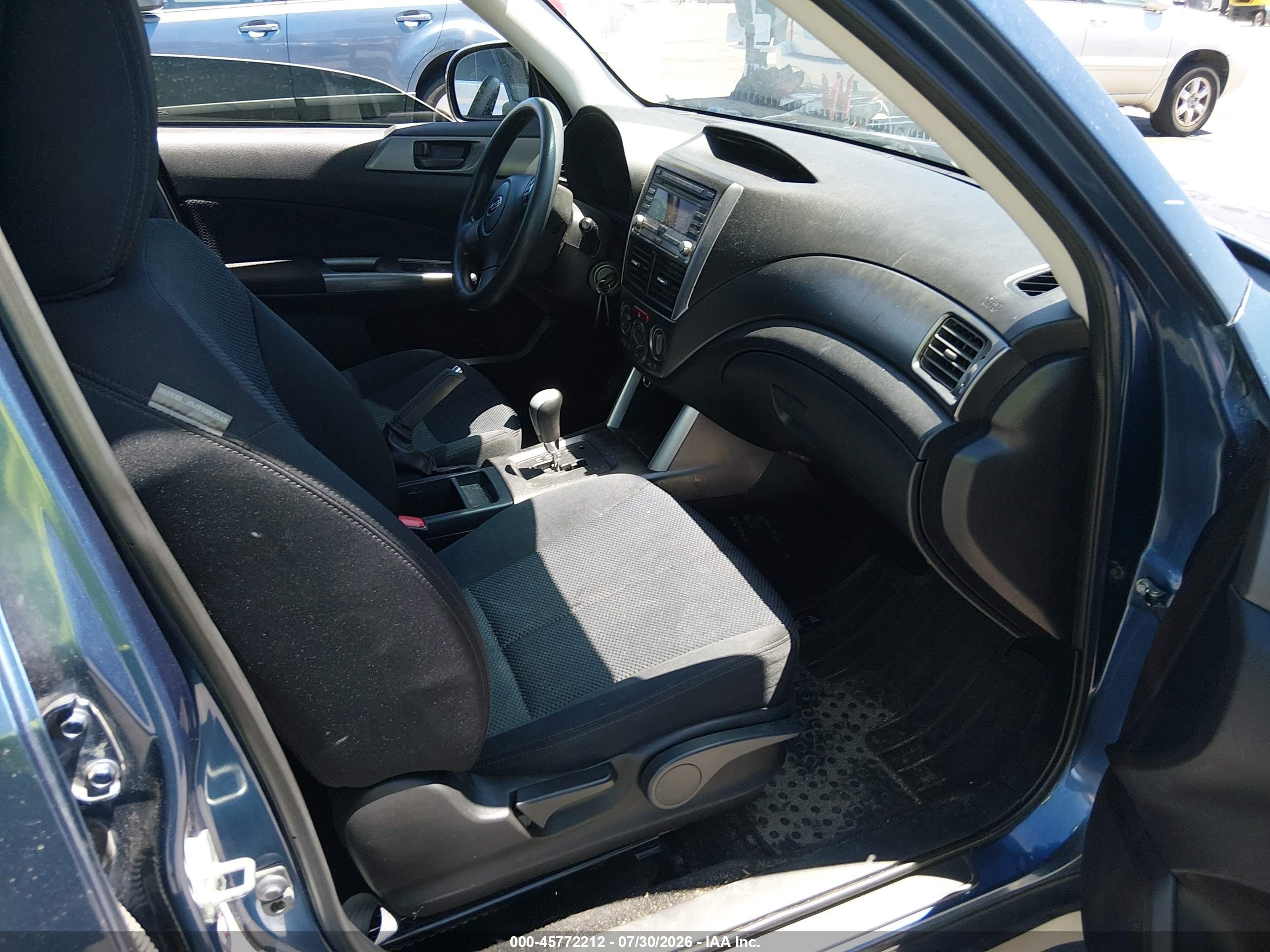 2012 Subaru Forester 2.5x Blue vin: JF2SHABC2CH423135