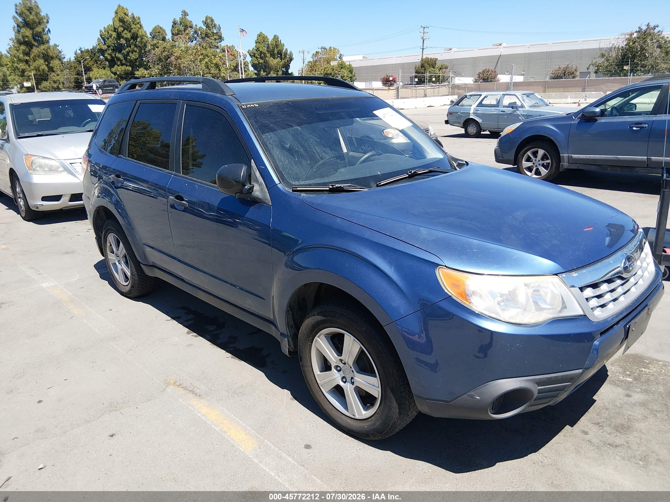 2012 Subaru Forester 2.5x Blue vin: JF2SHABC2CH423135