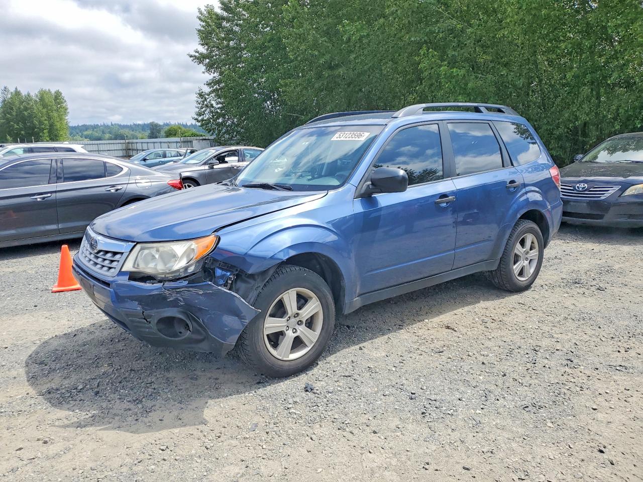 2012 Subaru Forester 2.5x Blue vin: JF2SHABC2CH463277