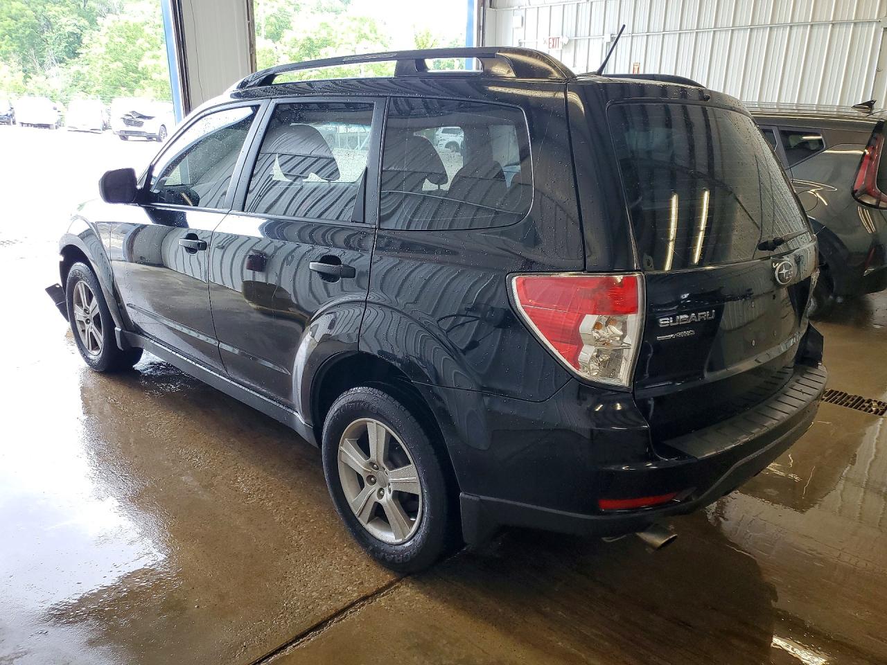 2013 Subaru Forester 2.5x Black vin: JF2SHABC2DH425260